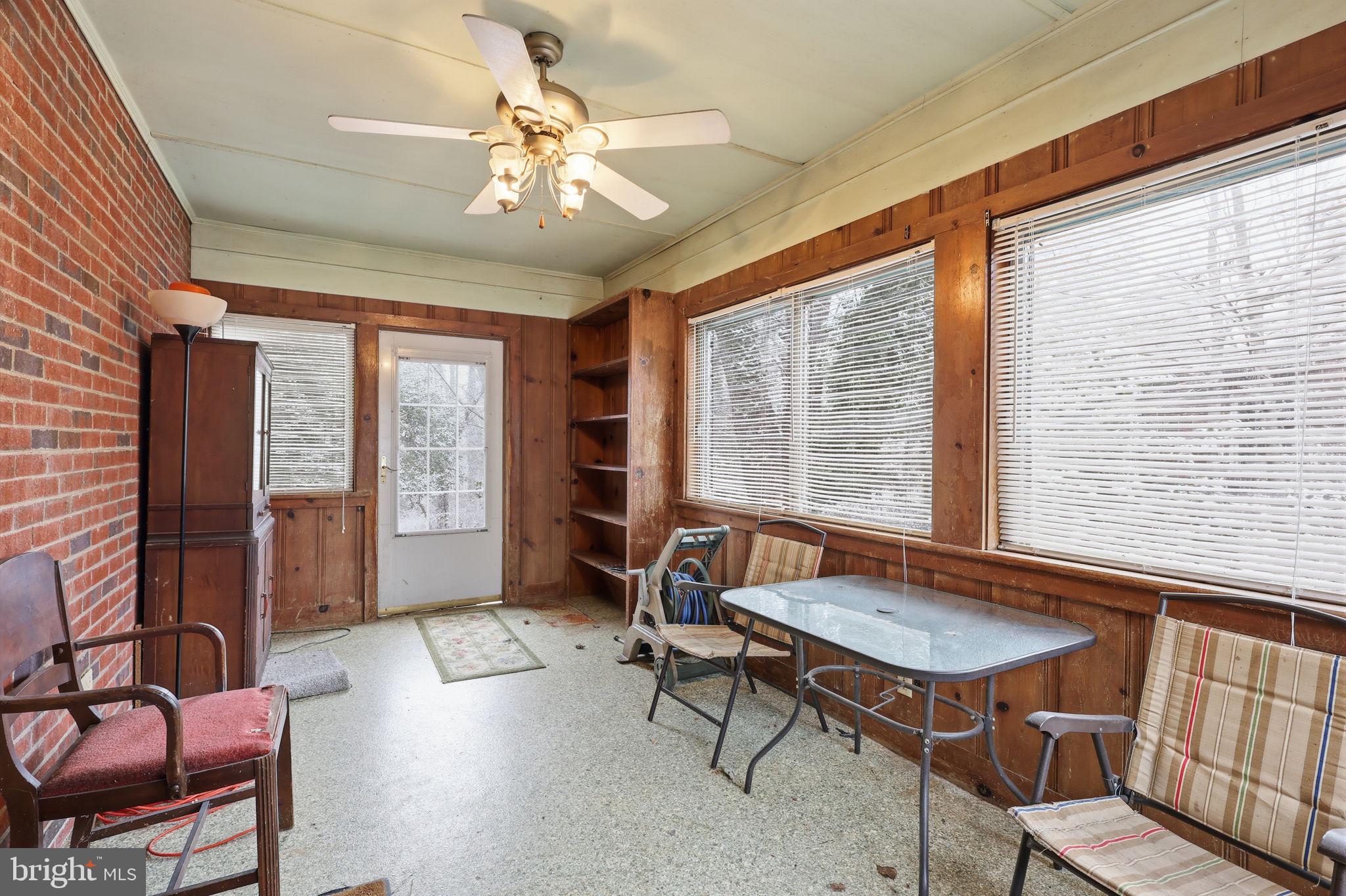 1007 MANNING DRIVE