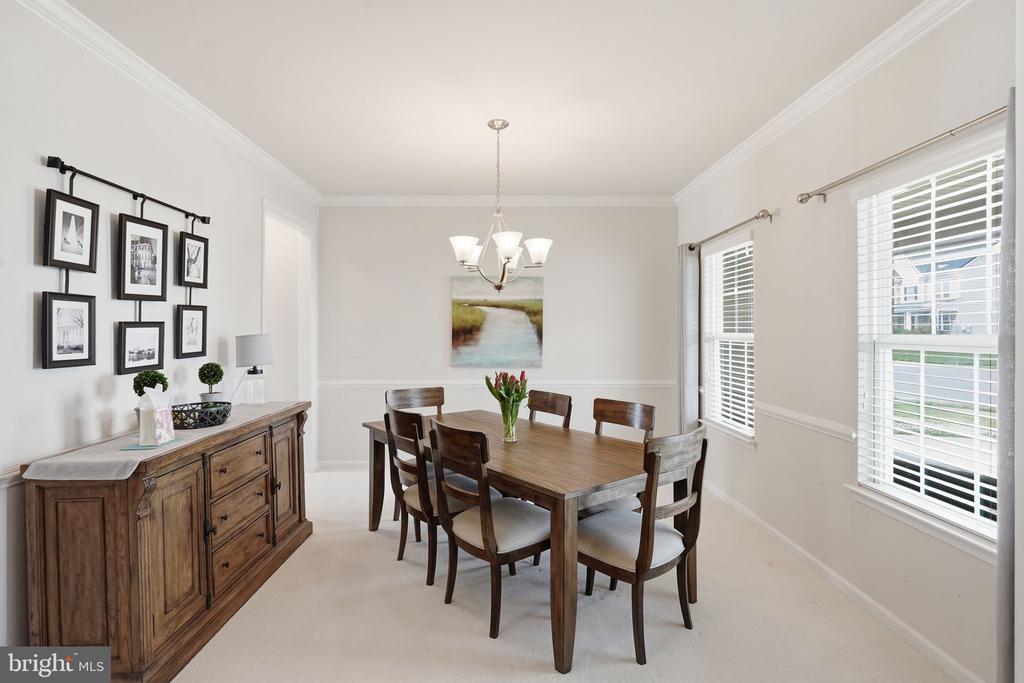 16 WHITE CHAPEL LANE