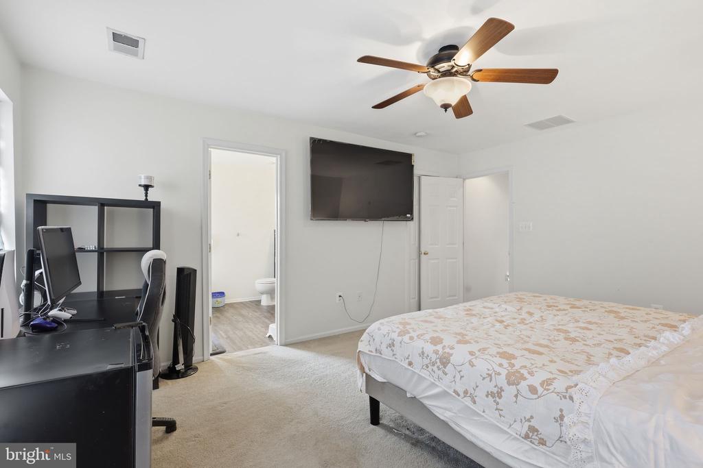 29 BARNUM DRIVE