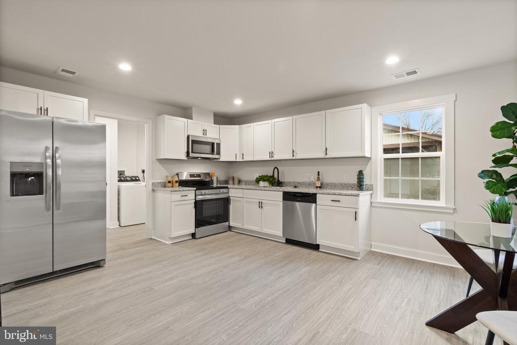 516 HIGHLAND AVENUE