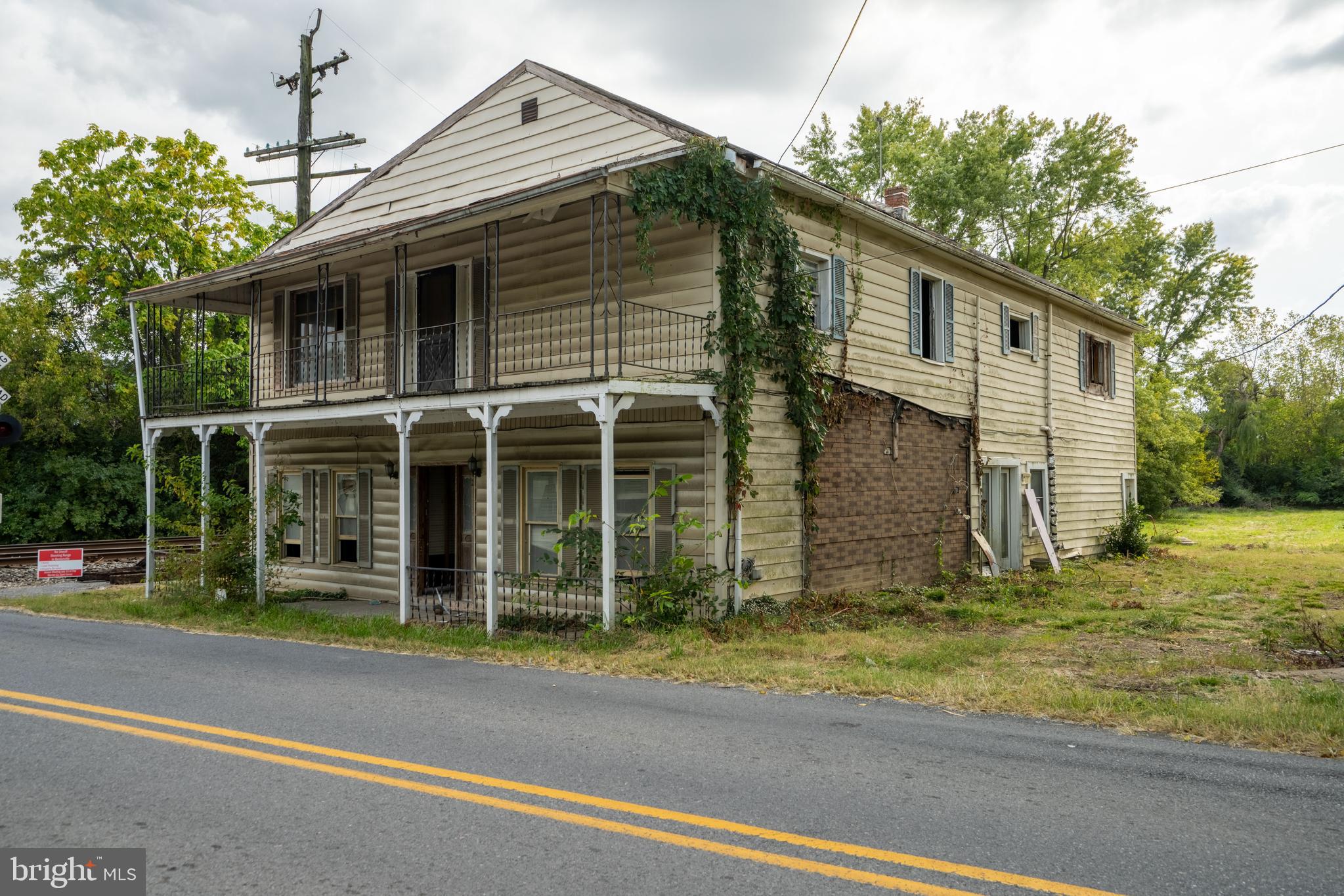 90 BENTONVILLE ROAD