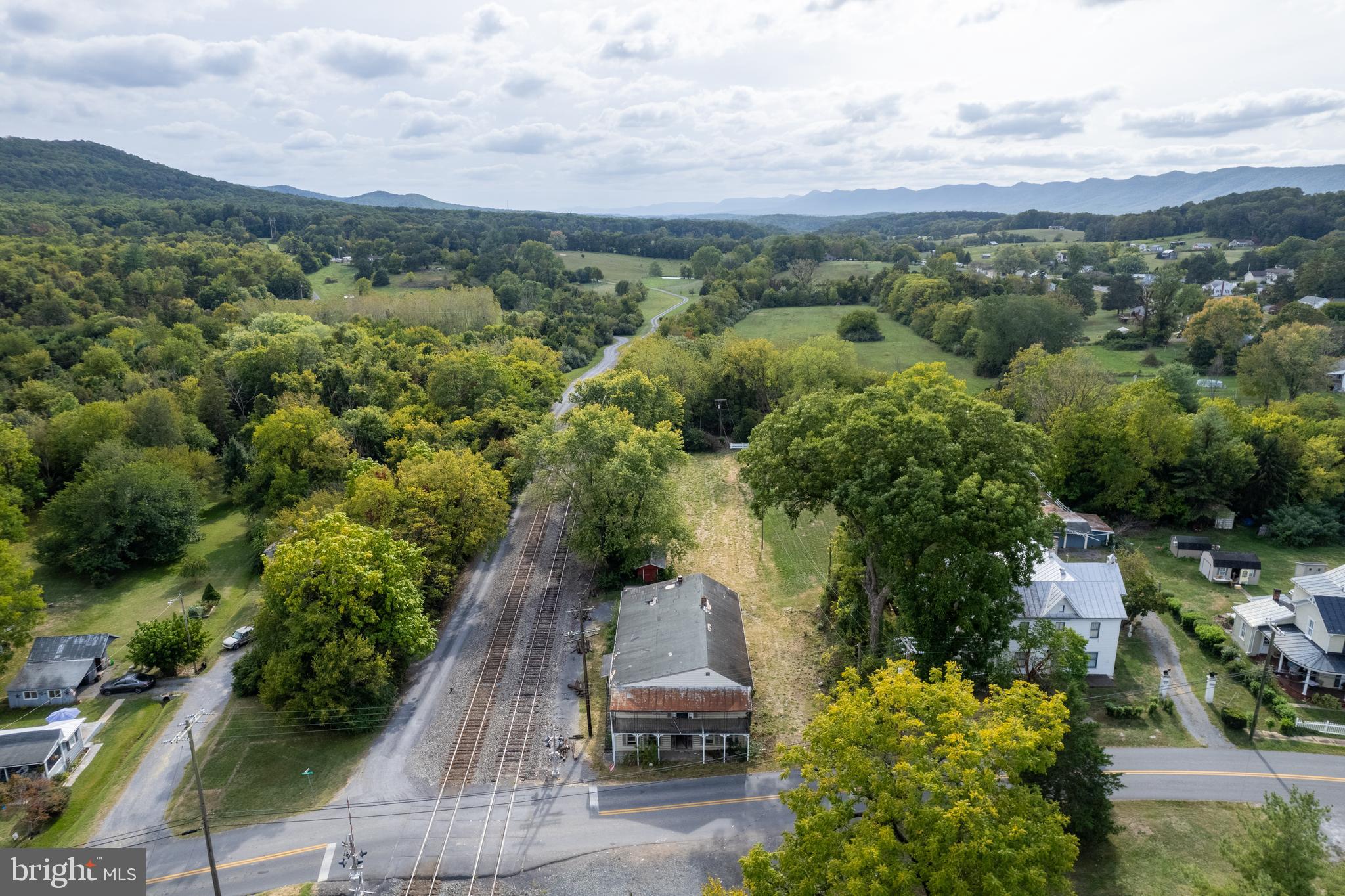 90 BENTONVILLE ROAD
