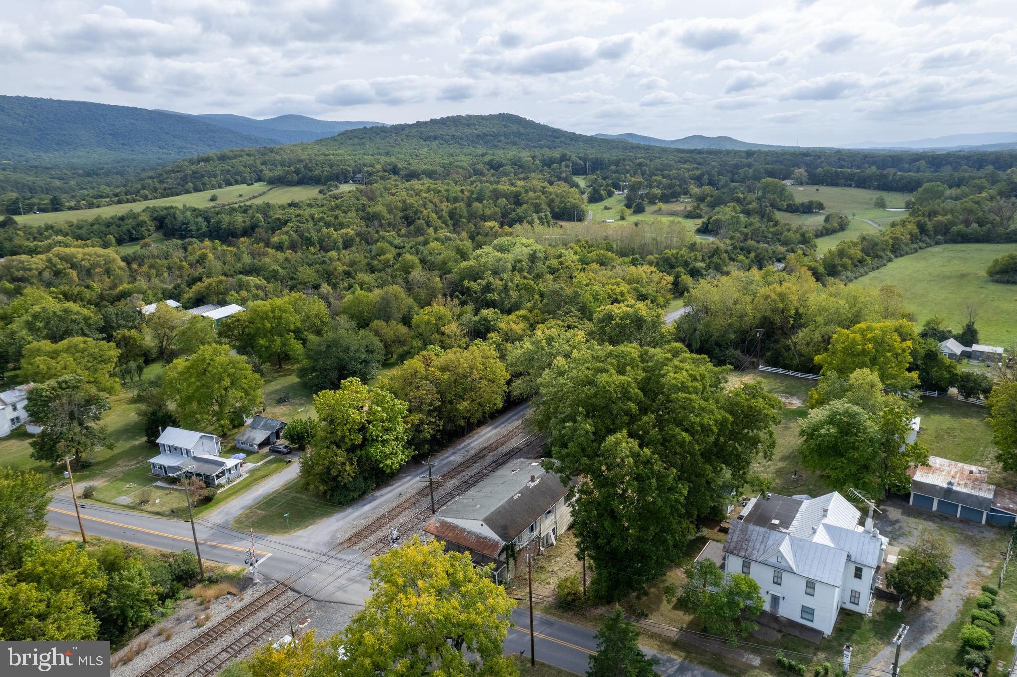 90 BENTONVILLE ROAD