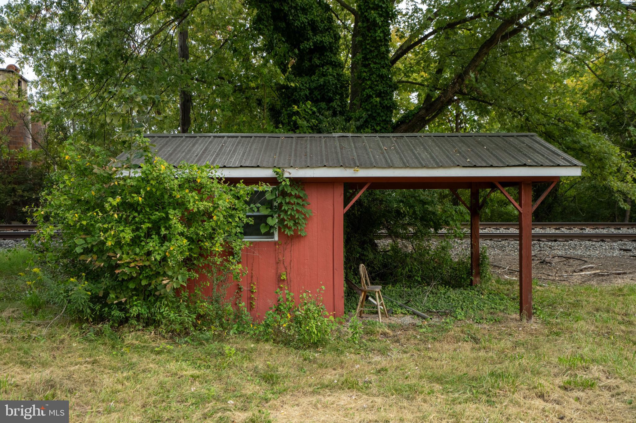 90 BENTONVILLE ROAD