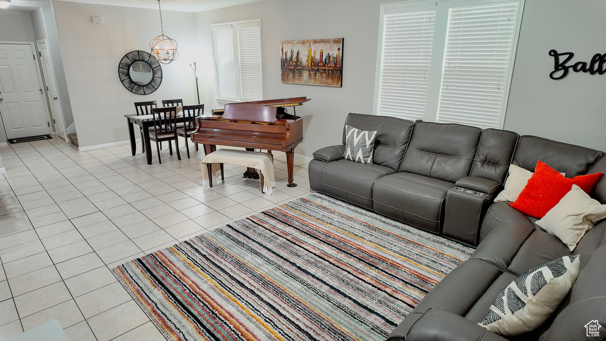 4555 W OPEN HILL DR.