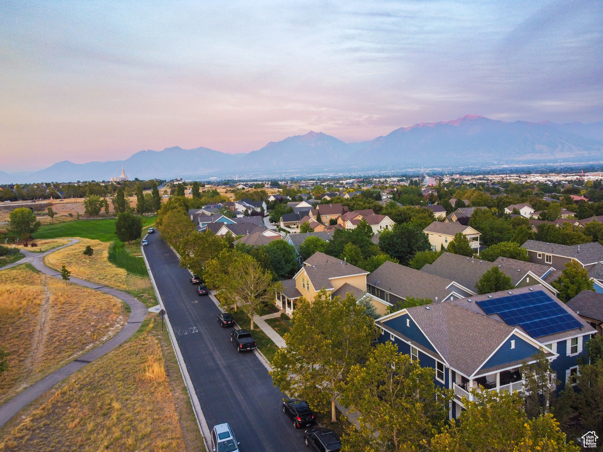 4555 W OPEN HILL DR.