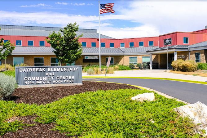 4555 W OPEN HILL DR.