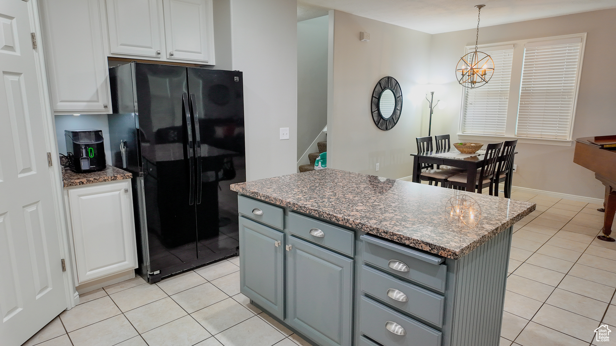 4555 W OPEN HILL DR.