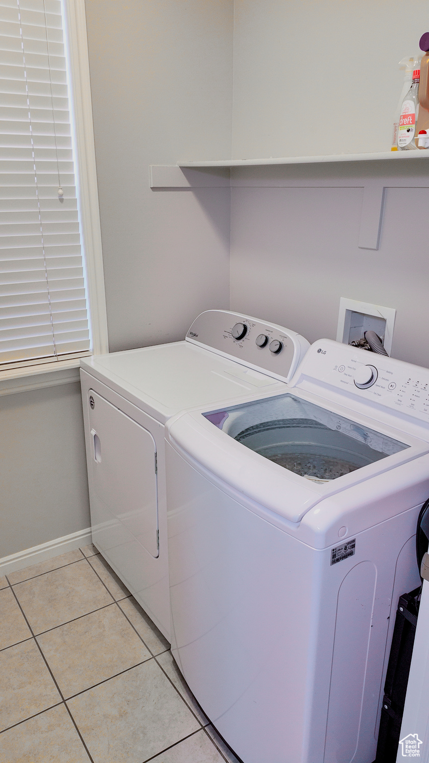 4555 W OPEN HILL DR.