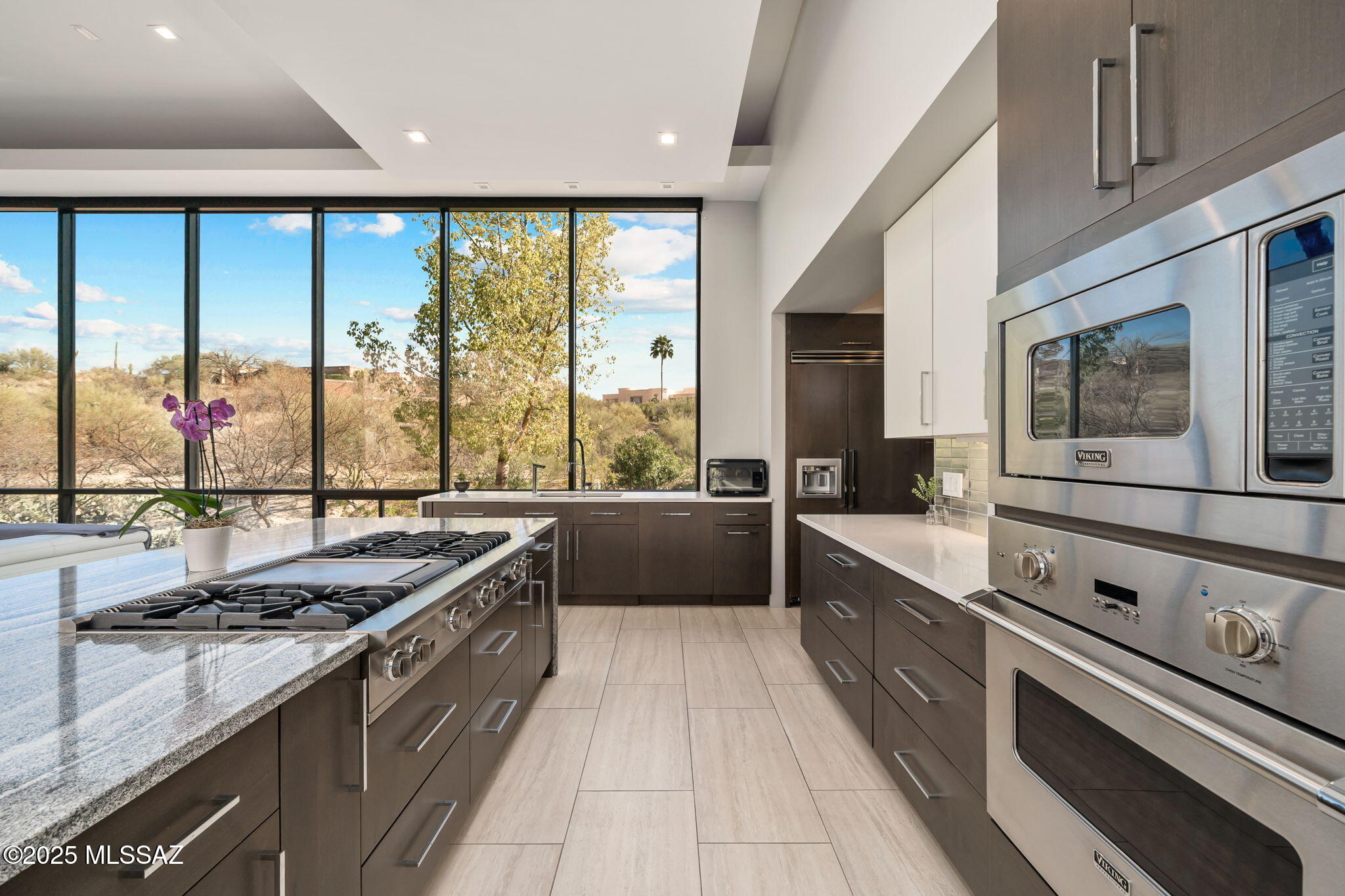 4911 E Mission Hill Drive