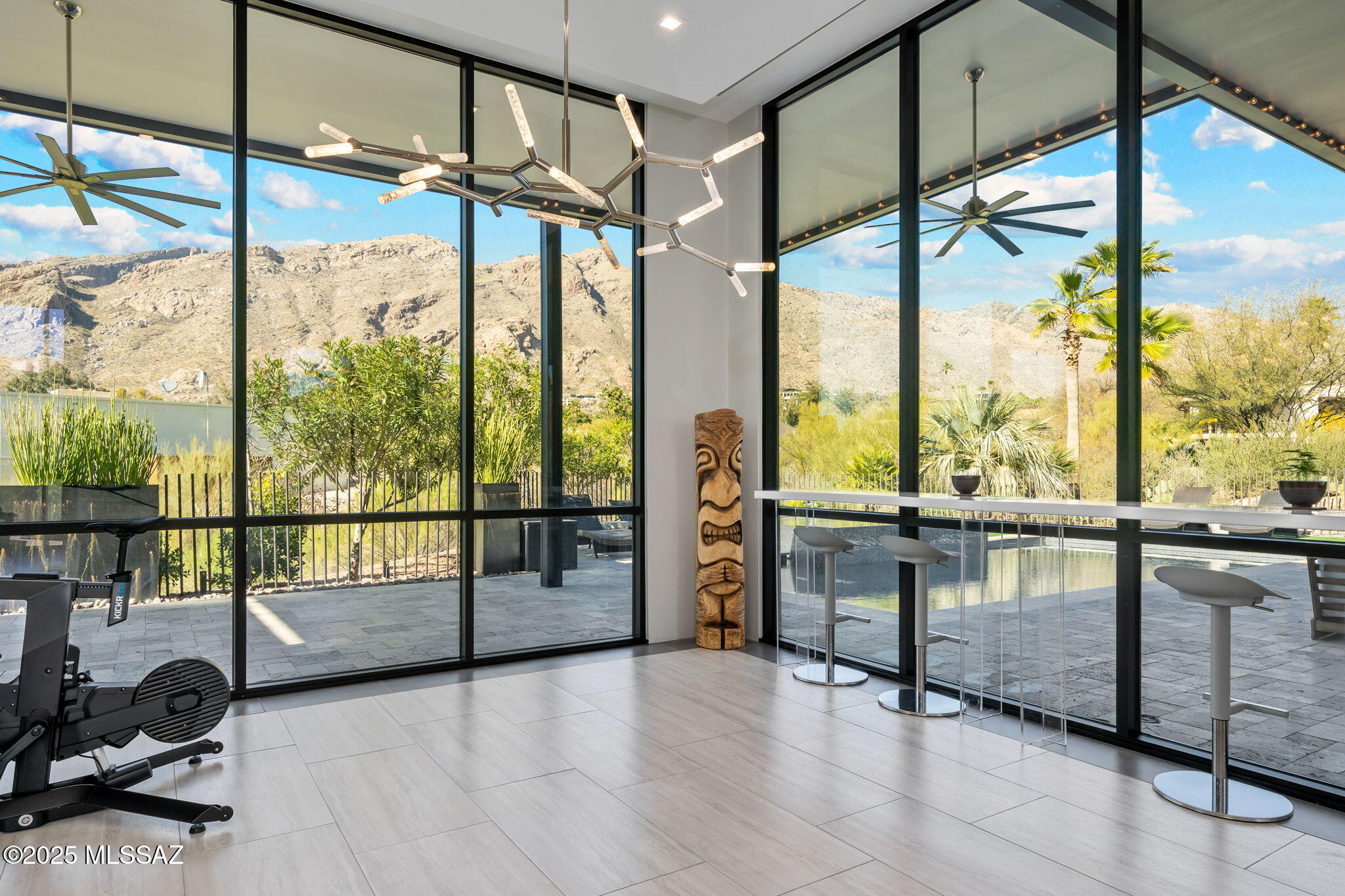 4911 E Mission Hill Drive