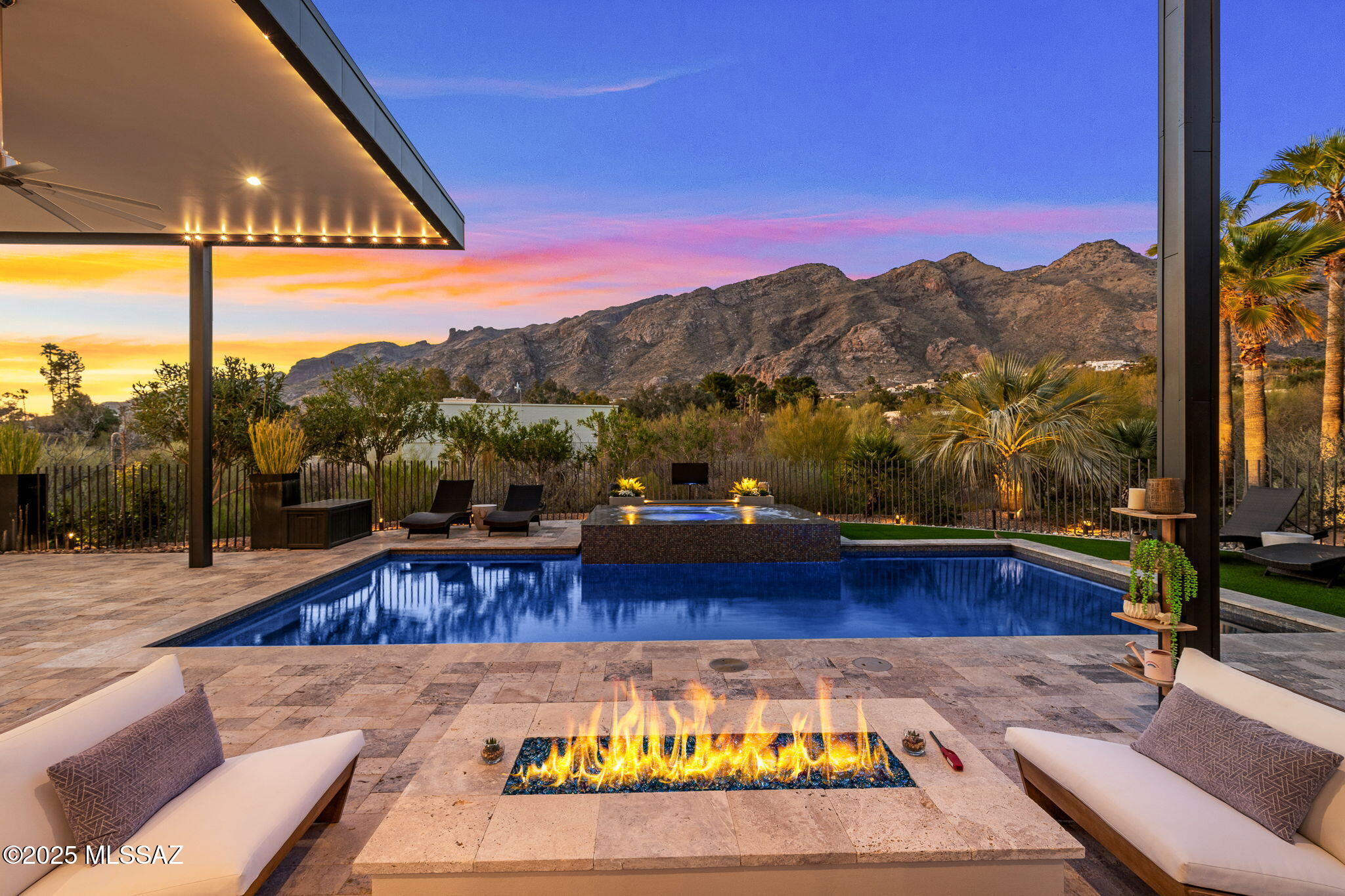 4911 E Mission Hill Drive