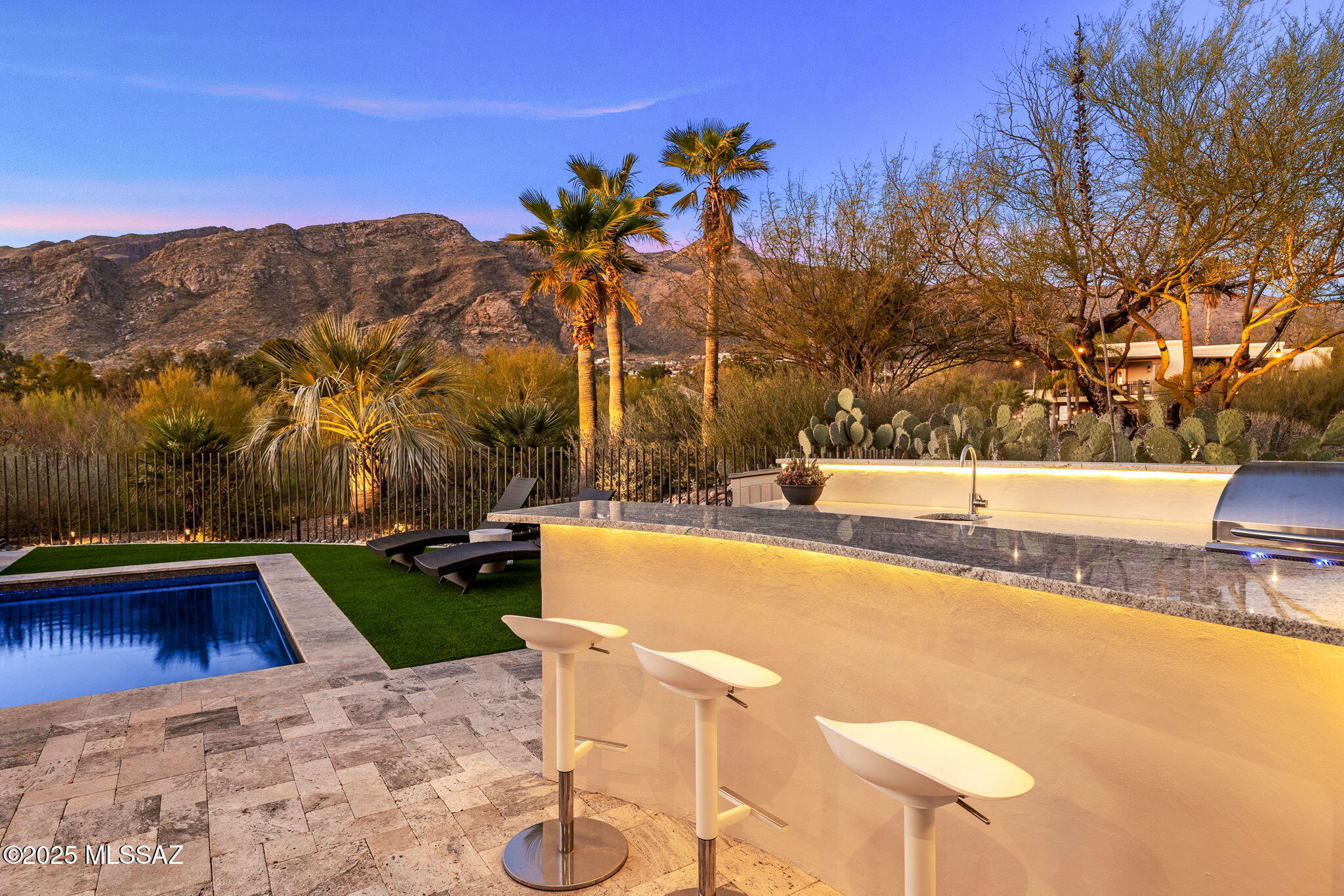 4911 E Mission Hill Drive