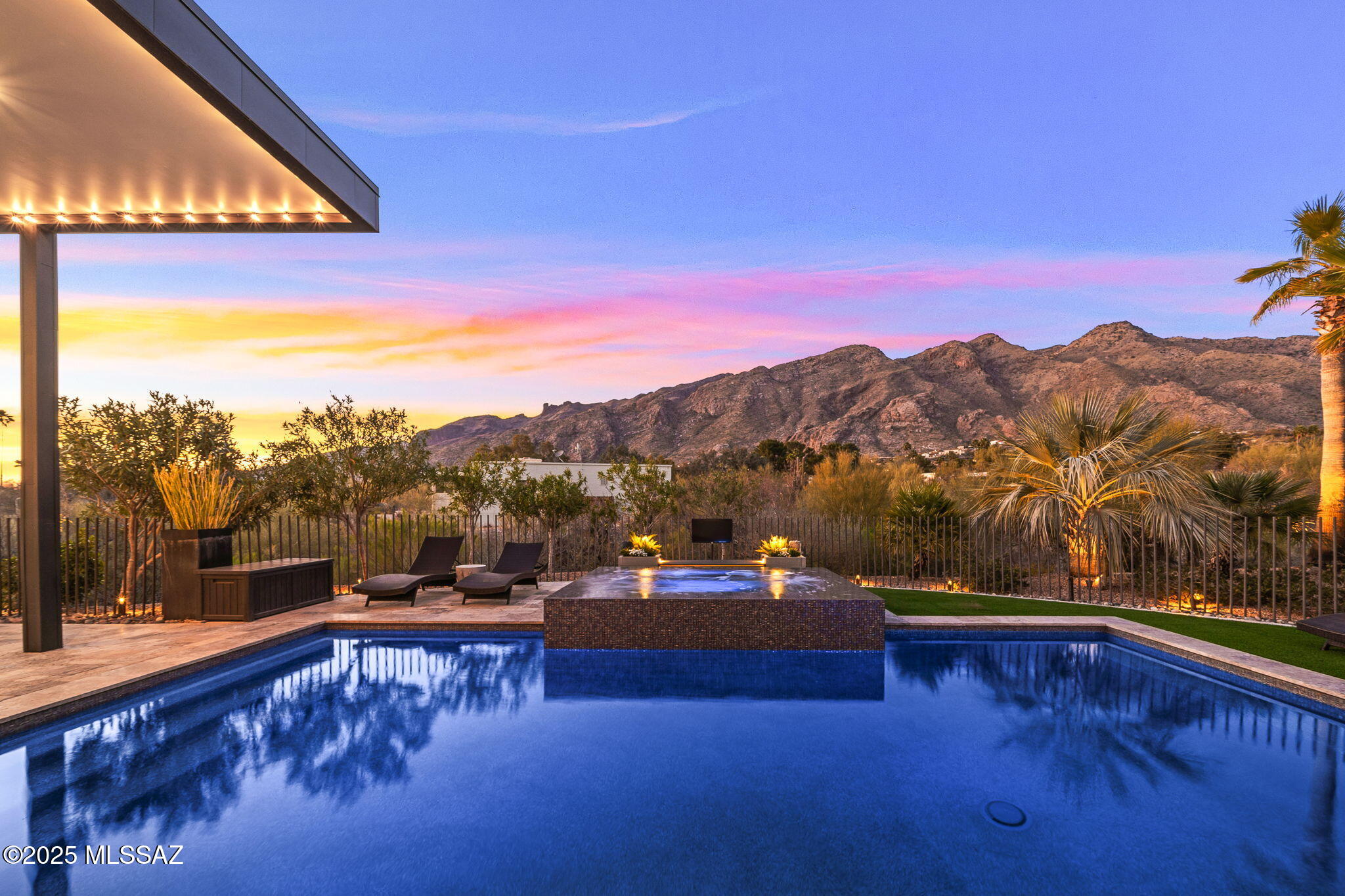 4911 E Mission Hill Drive