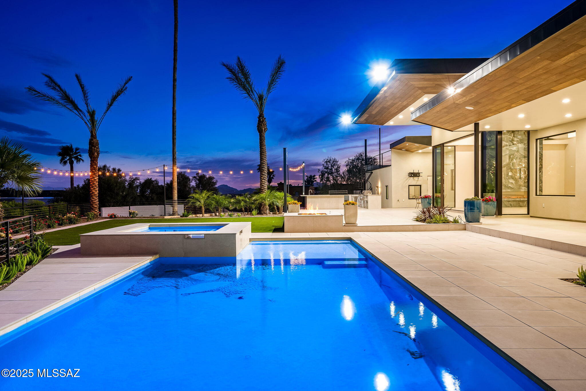 4678 E Coachlight Lane