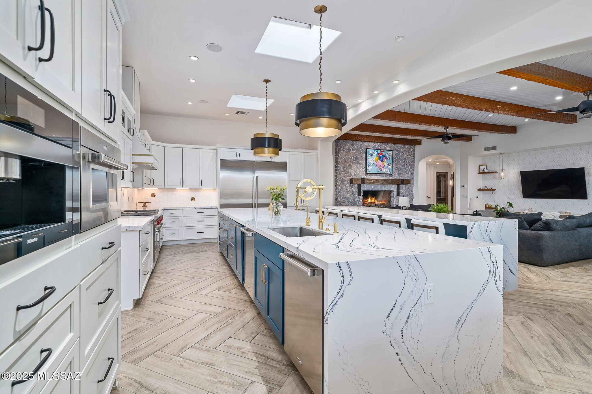 4615 N Placita Roca Blanca