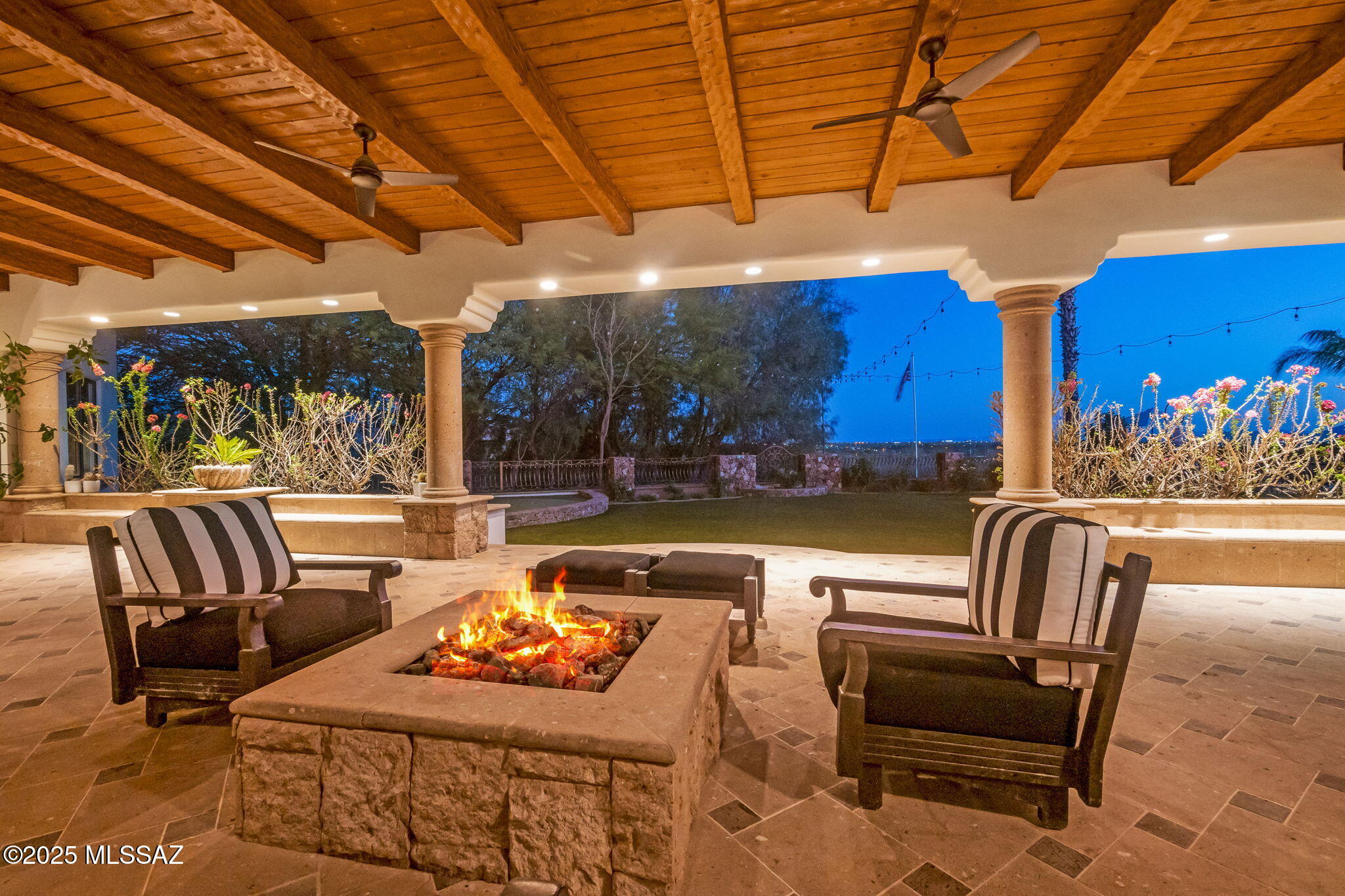 4615 N Placita Roca Blanca