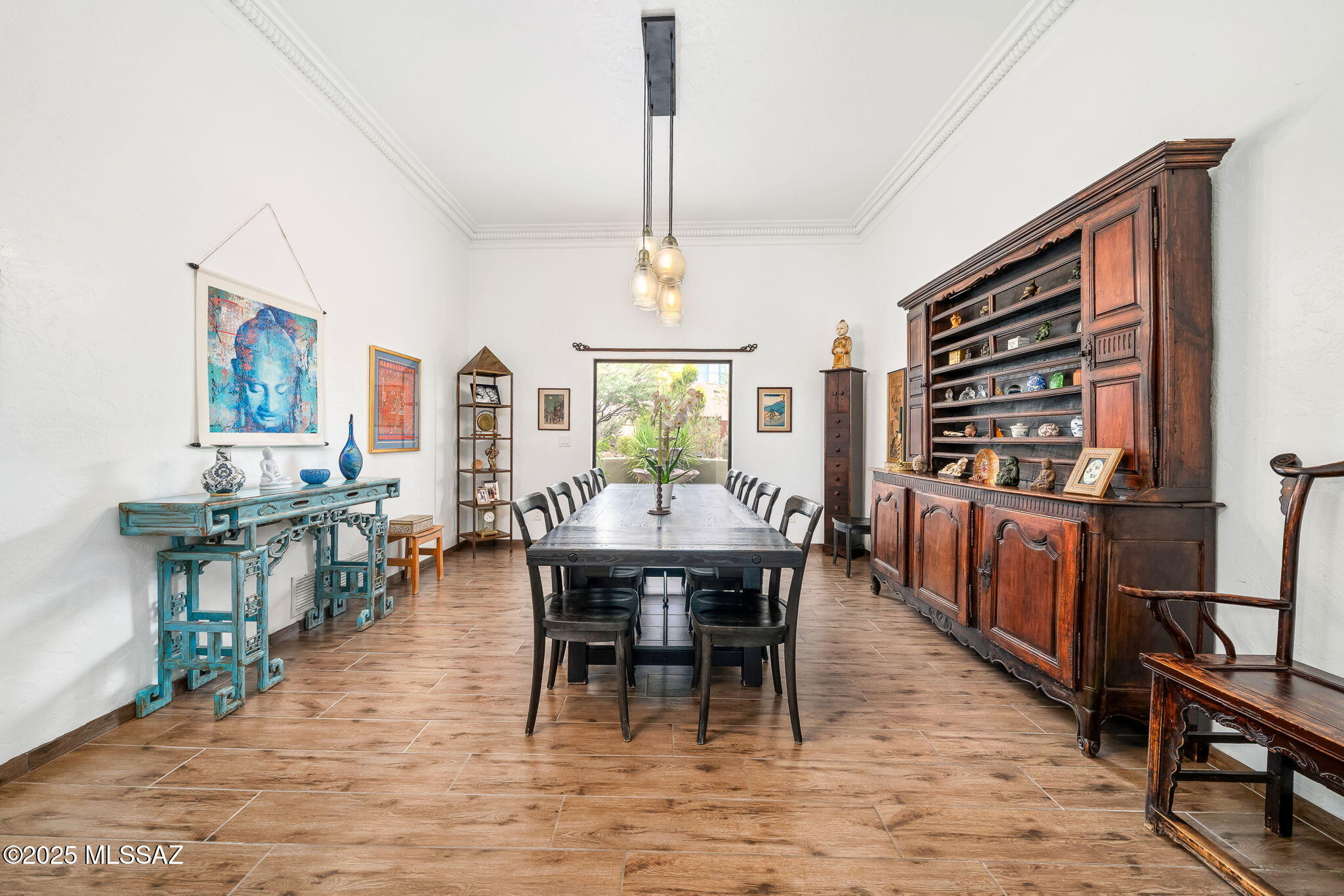 6050 N Paseo Valdear