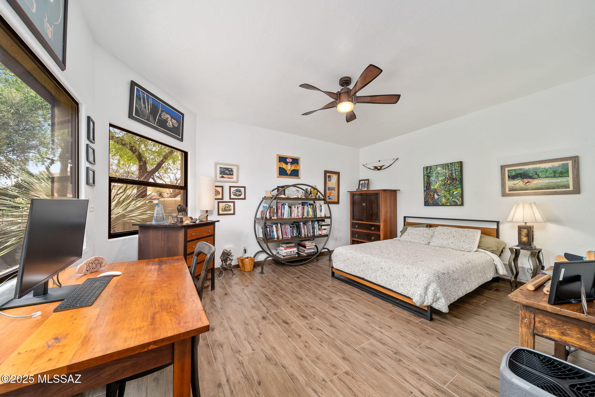 6050 N Paseo Valdear