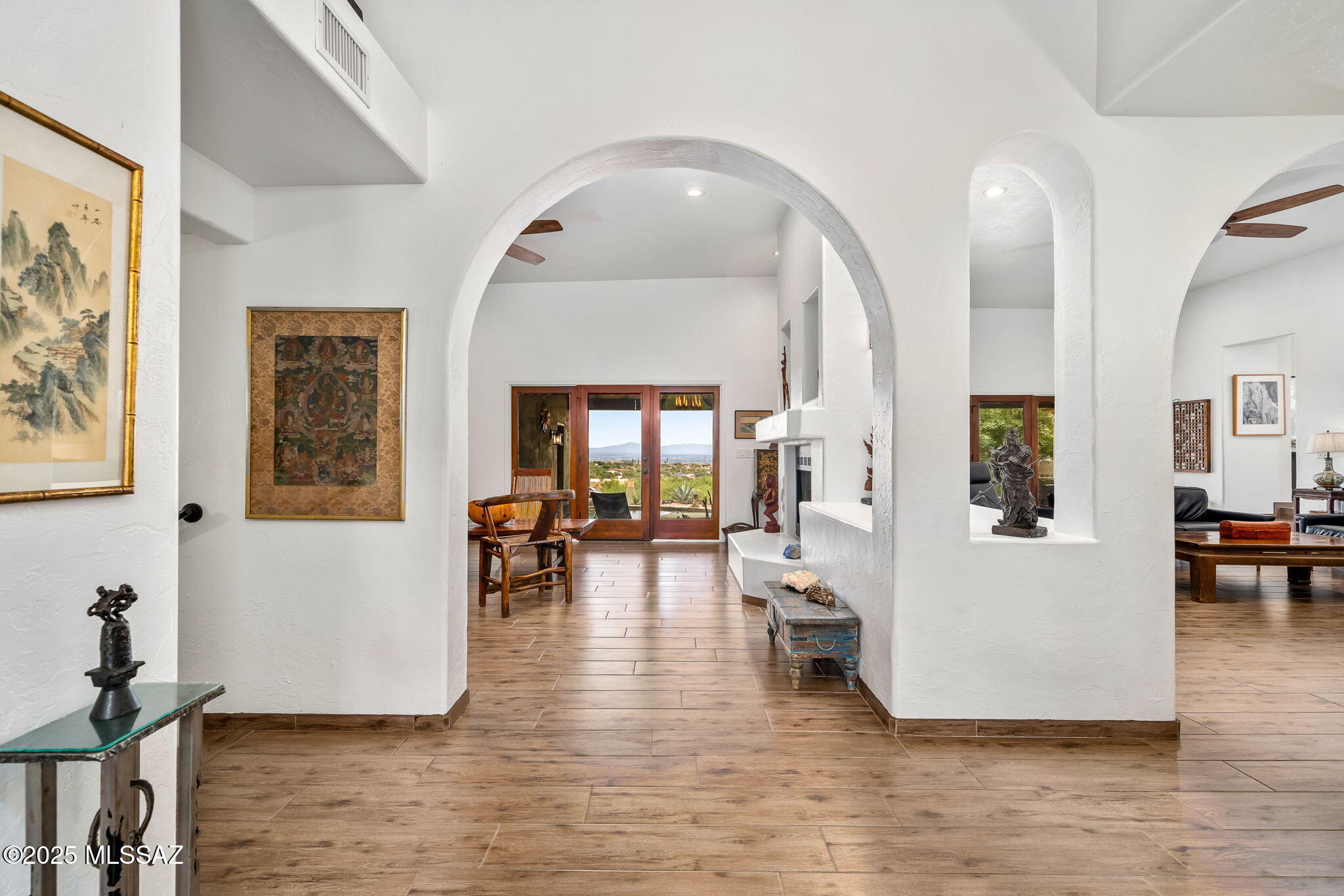 6050 N Paseo Valdear