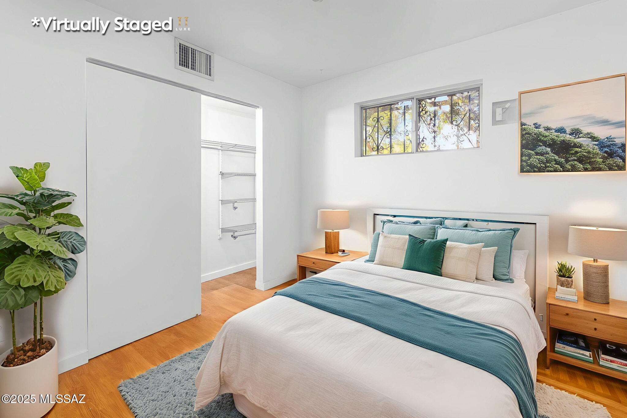 3502 N Santa Rita Avenue