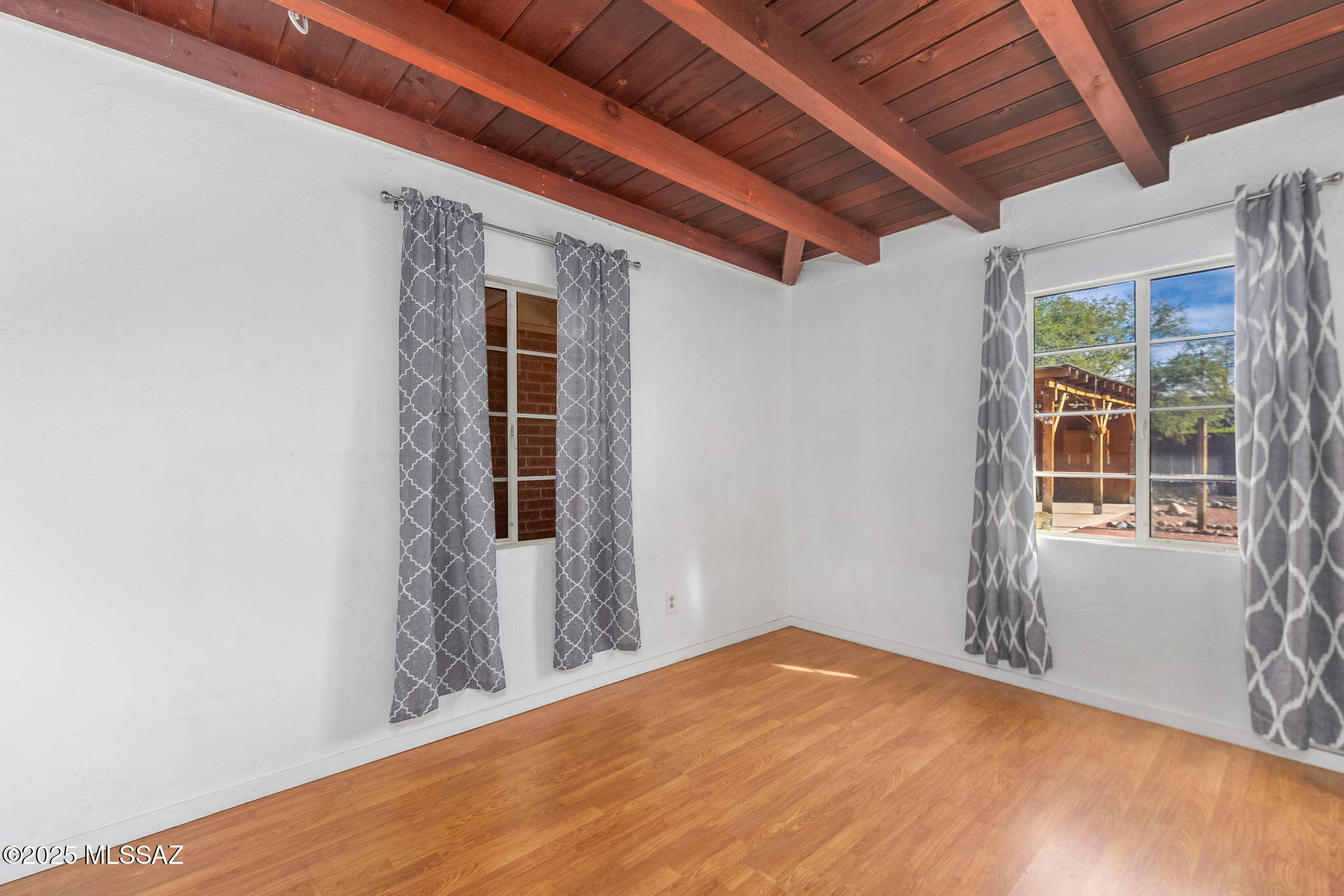 3502 N Santa Rita Avenue