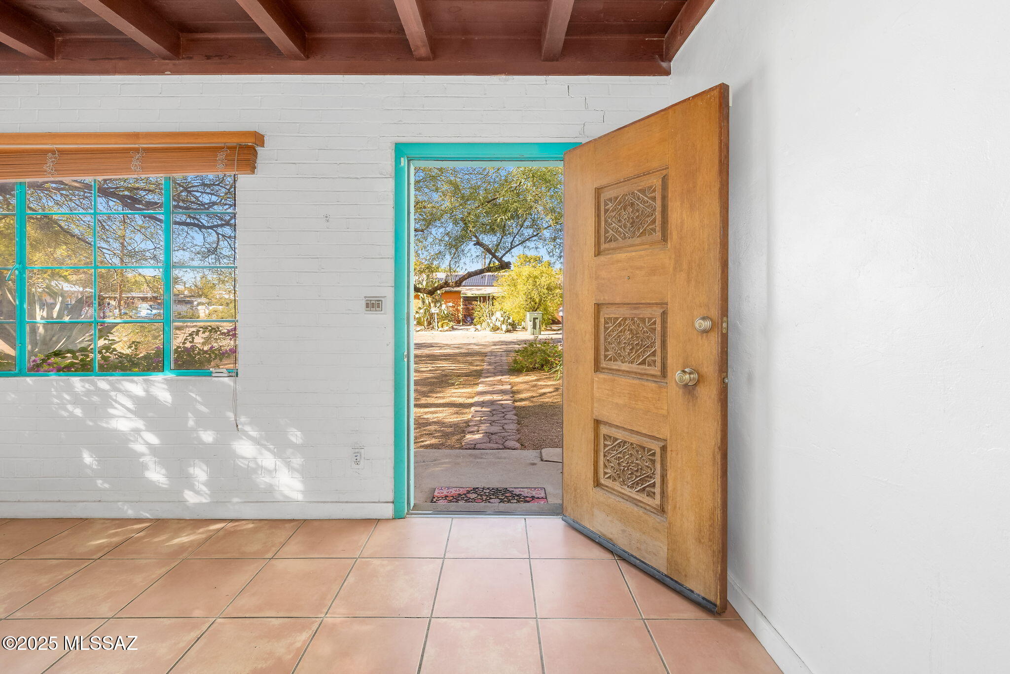 3502 N Santa Rita Avenue