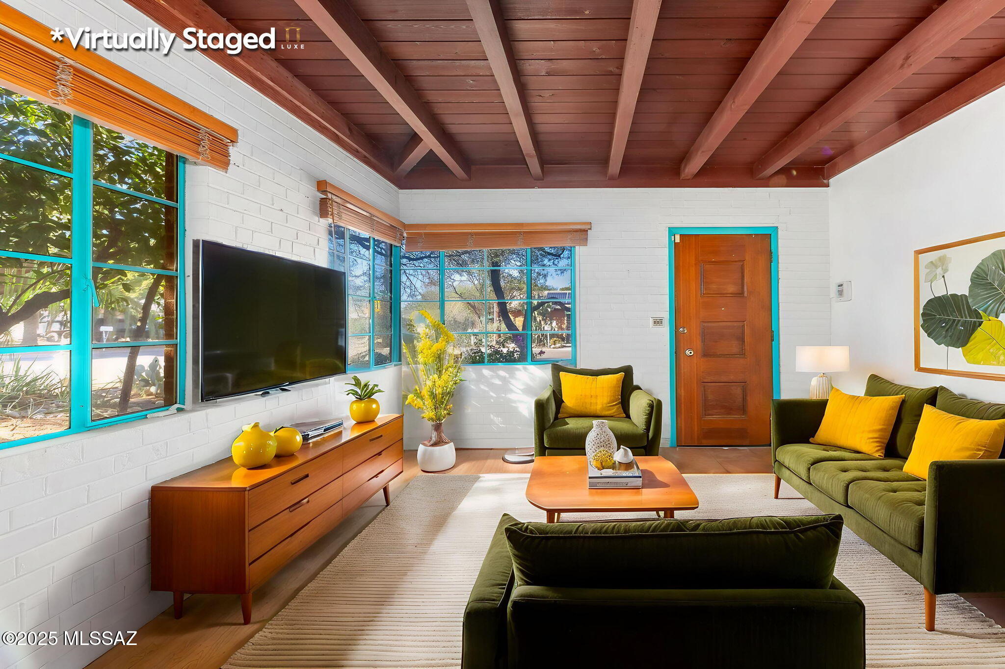 3502 N Santa Rita Avenue