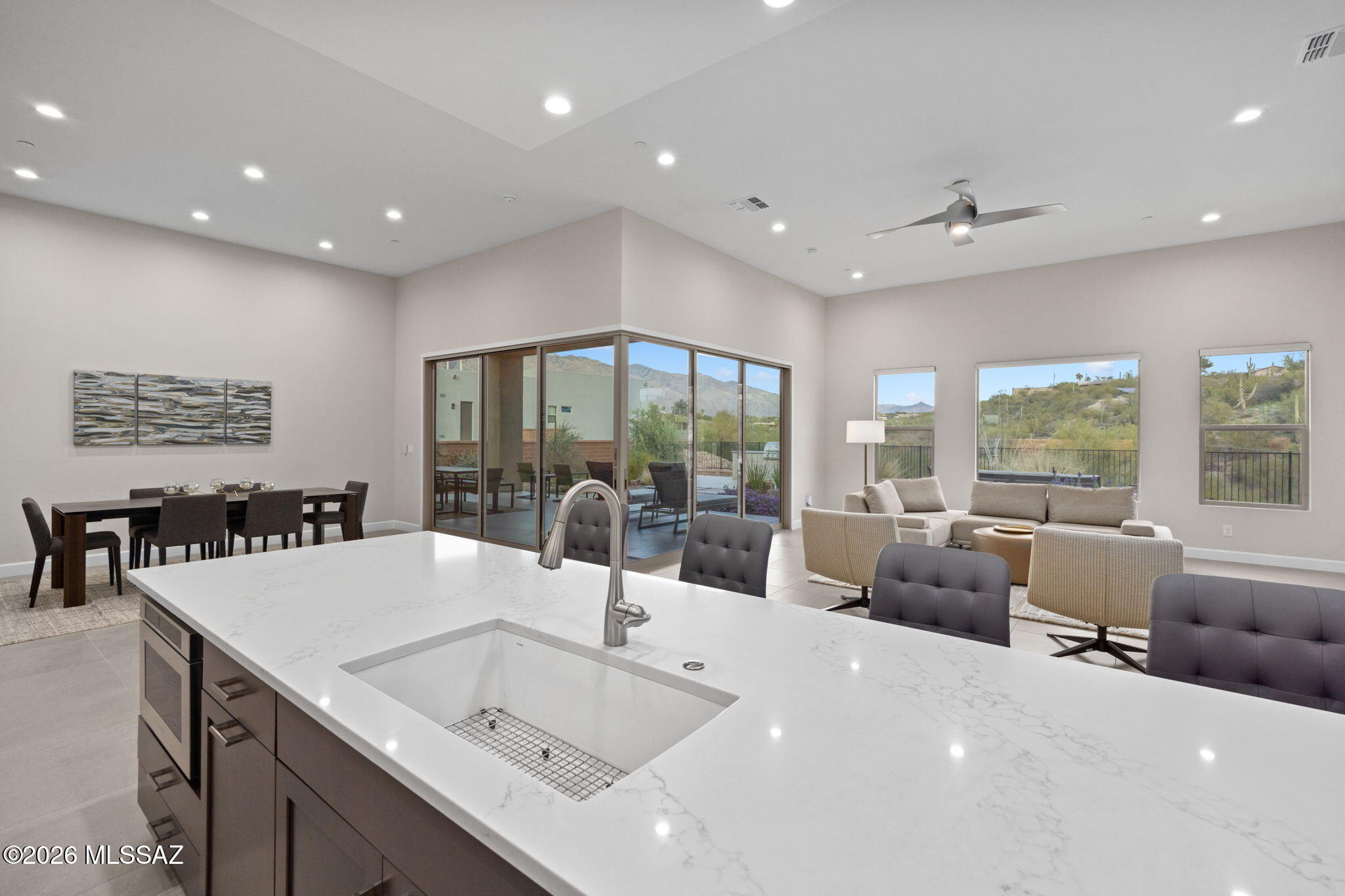 2852 E Camino A Los Vientos