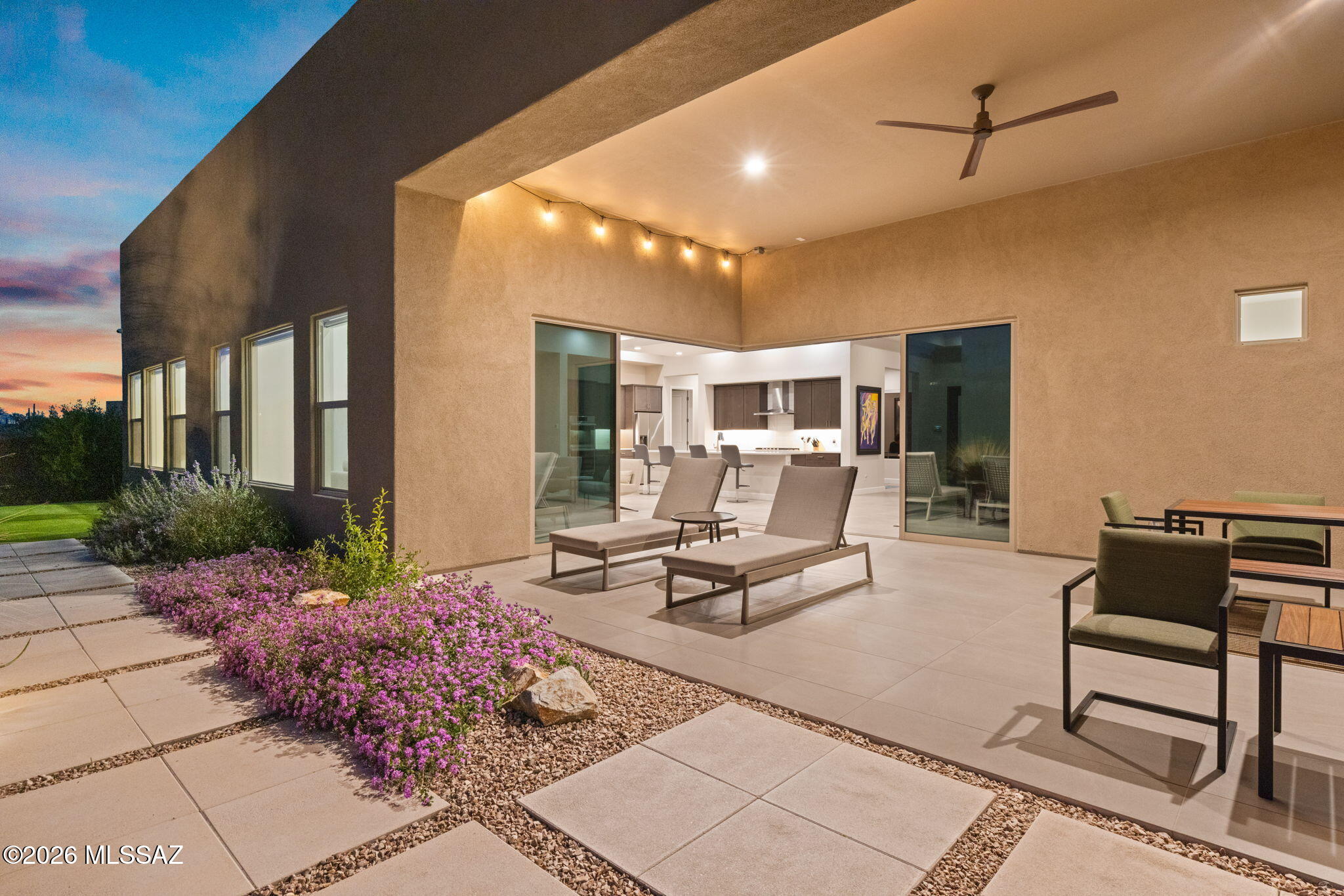 2852 E Camino A Los Vientos