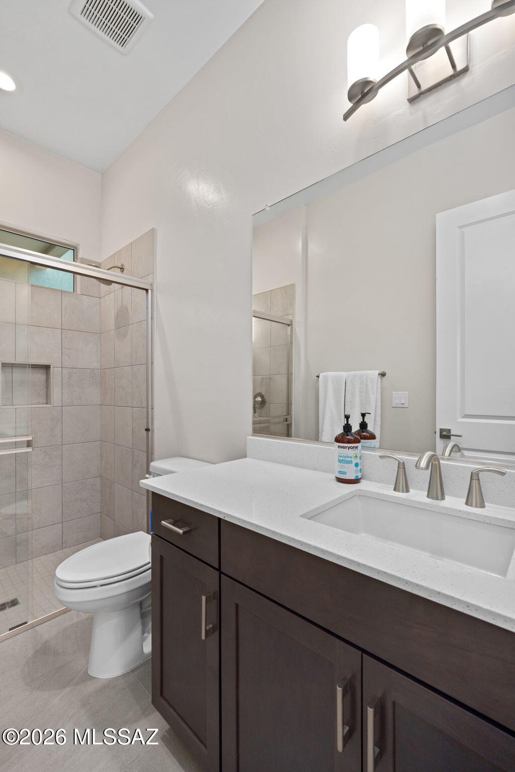 2852 E Camino A Los Vientos