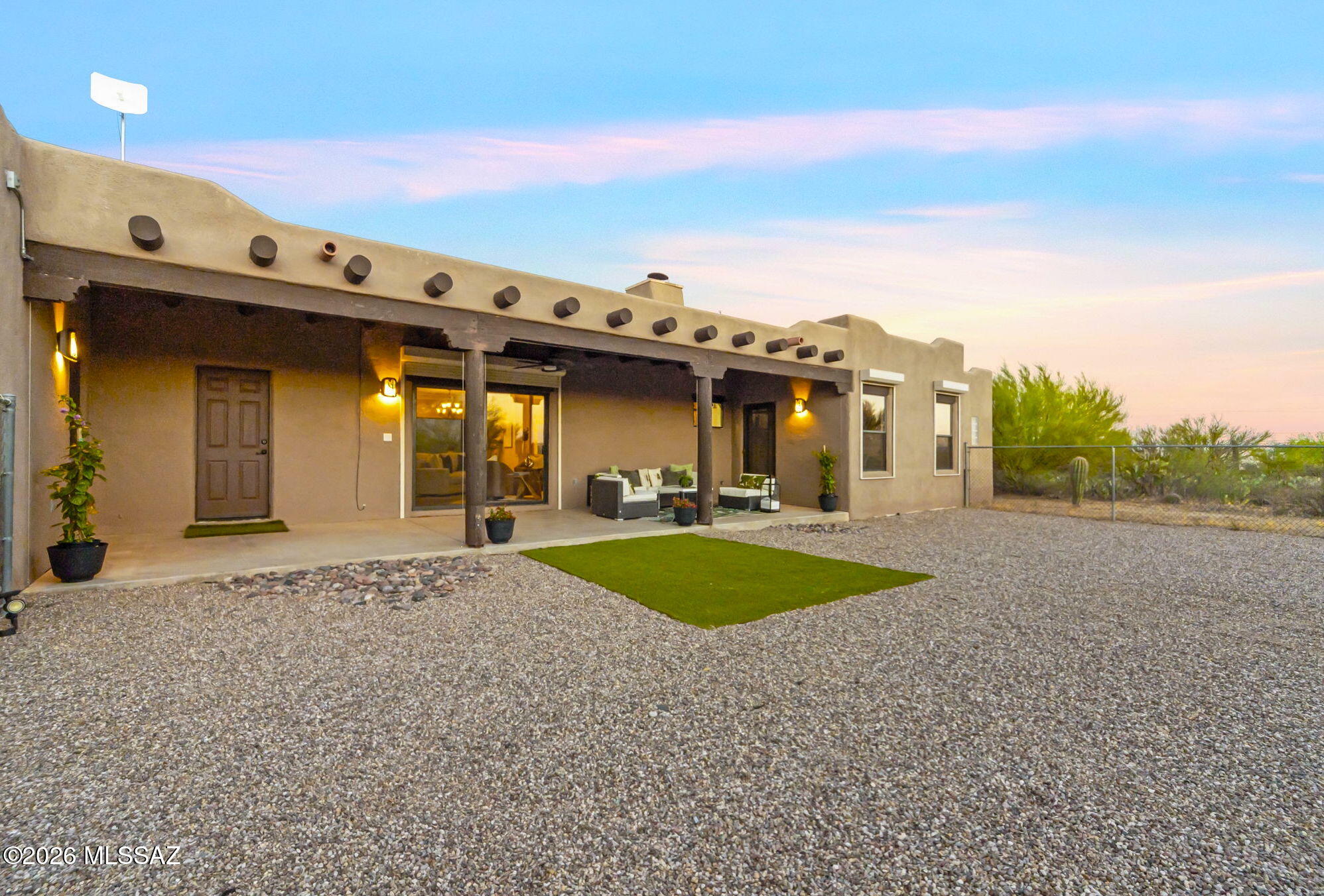 12801 N Kingair Drive