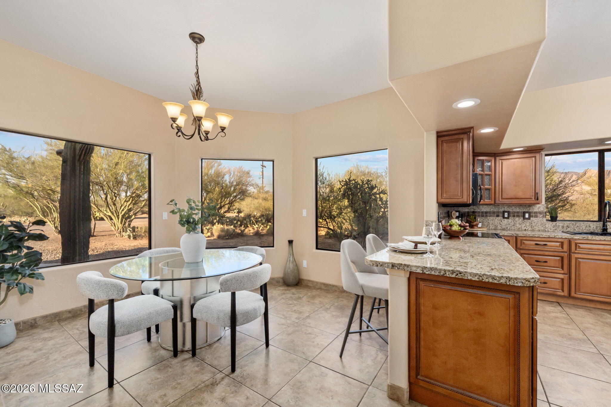 12801 N Kingair Drive