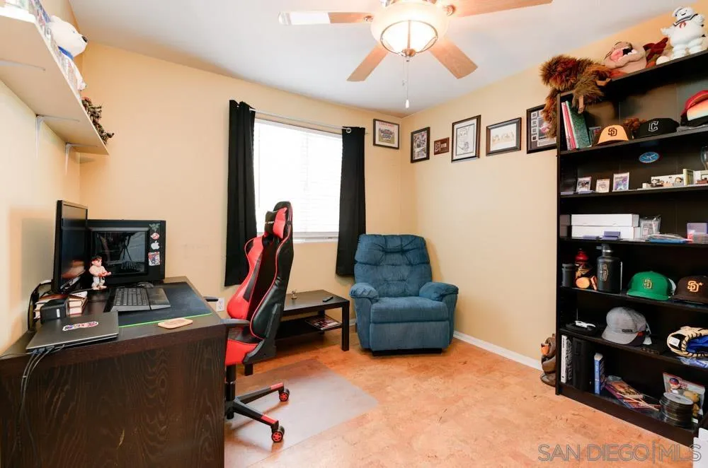 8713 Glen Oaks Way