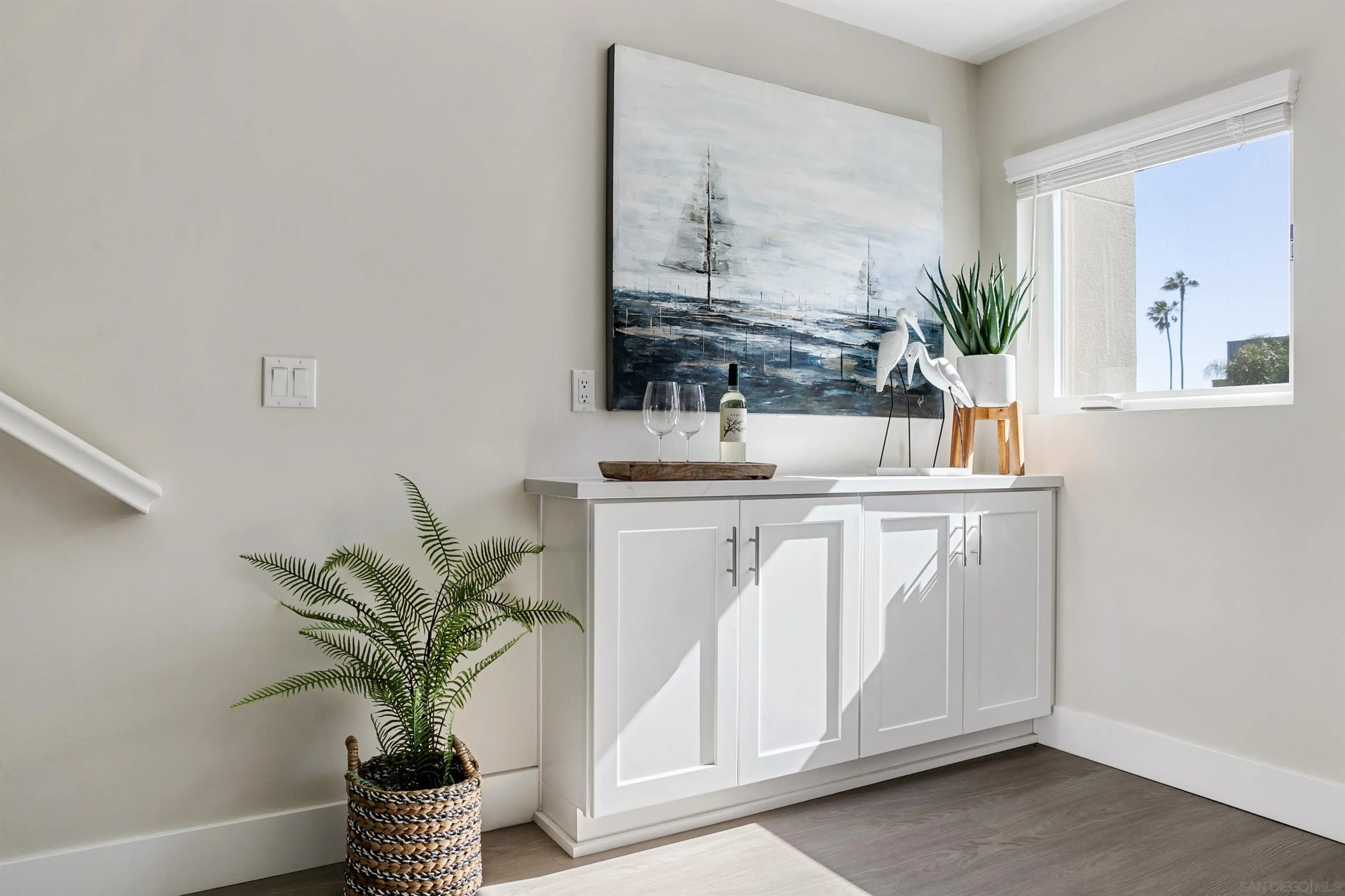 1956 Hornblend St # 4