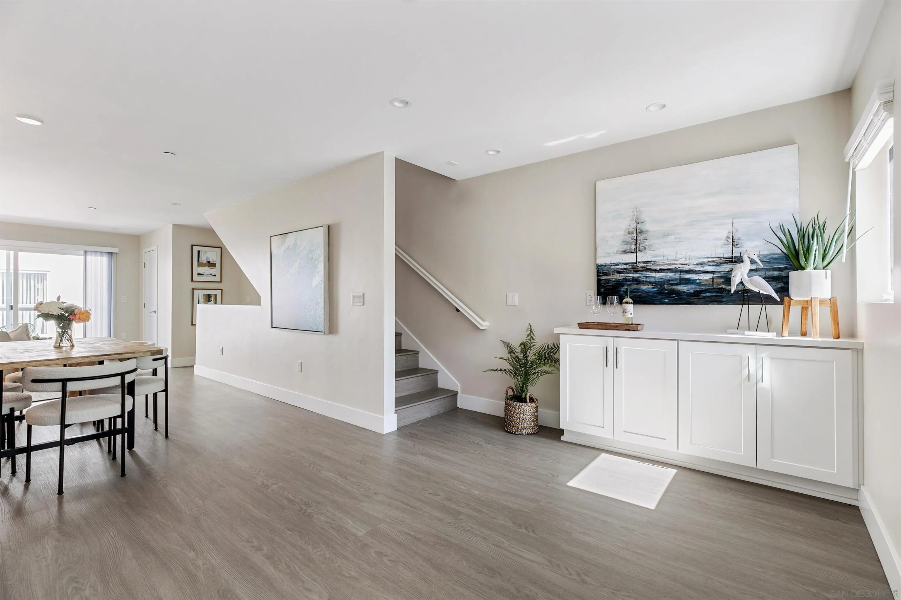 1956 Hornblend St # 4