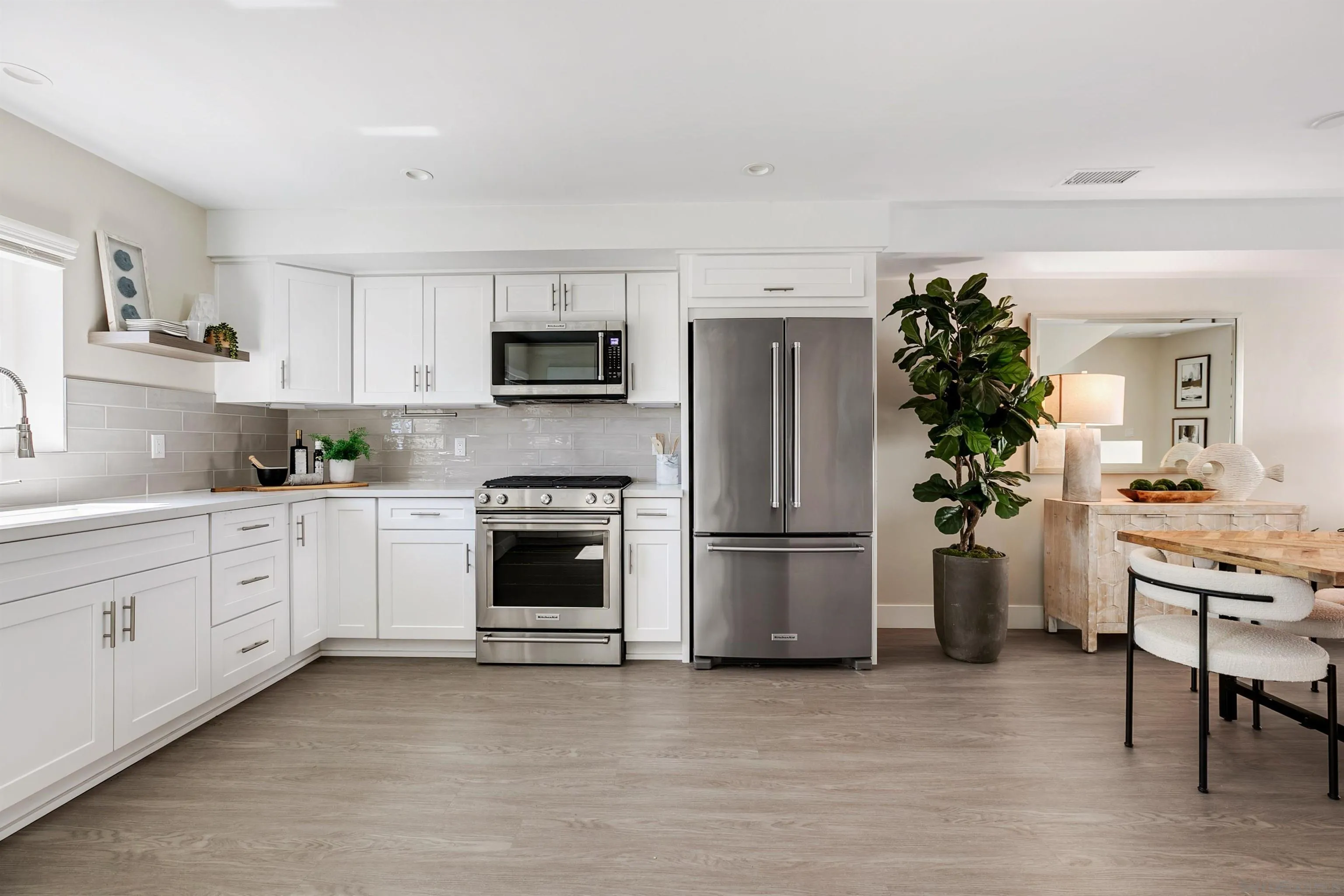 1956 Hornblend St # 4