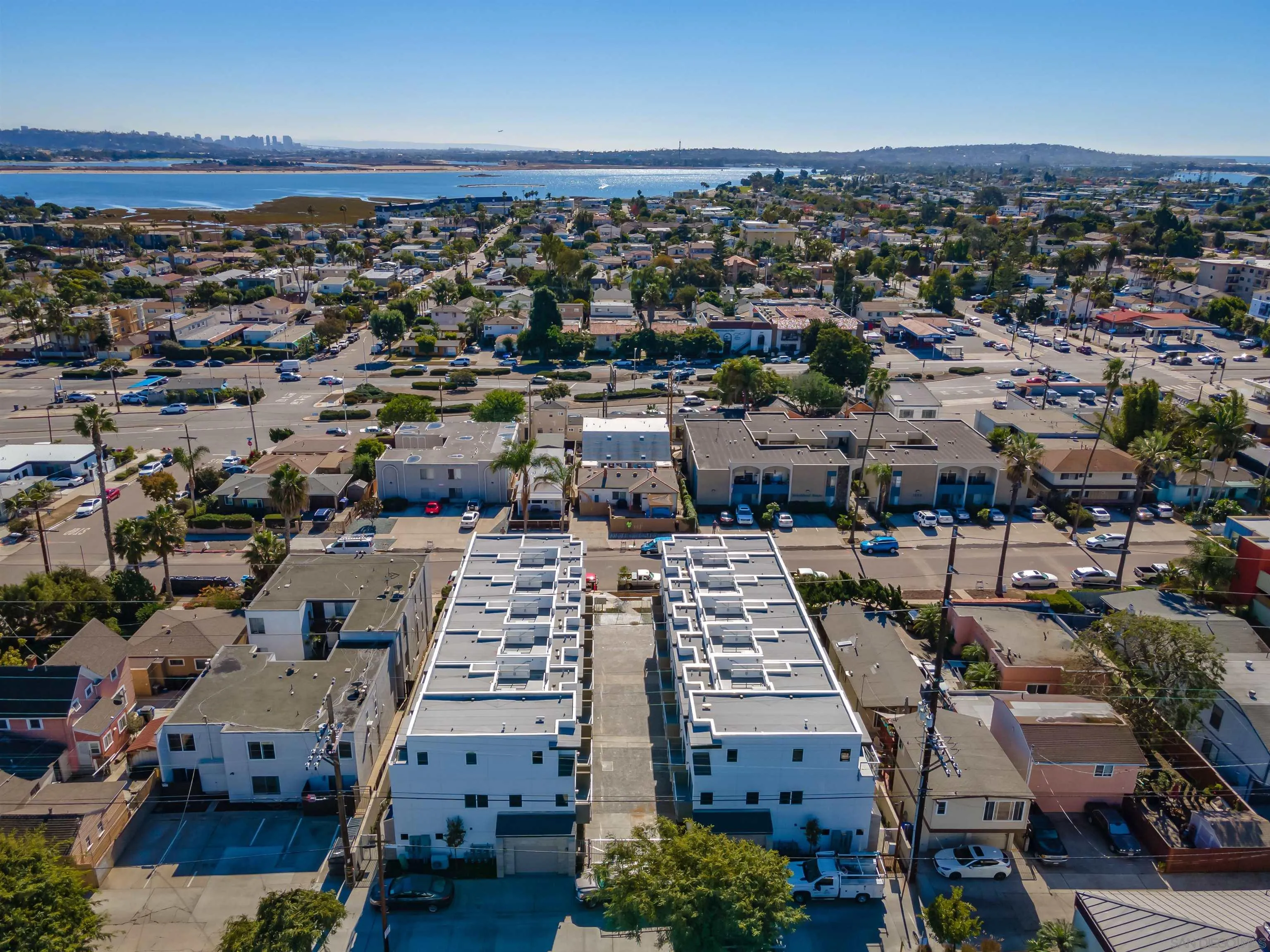 1956 Hornblend St # 4