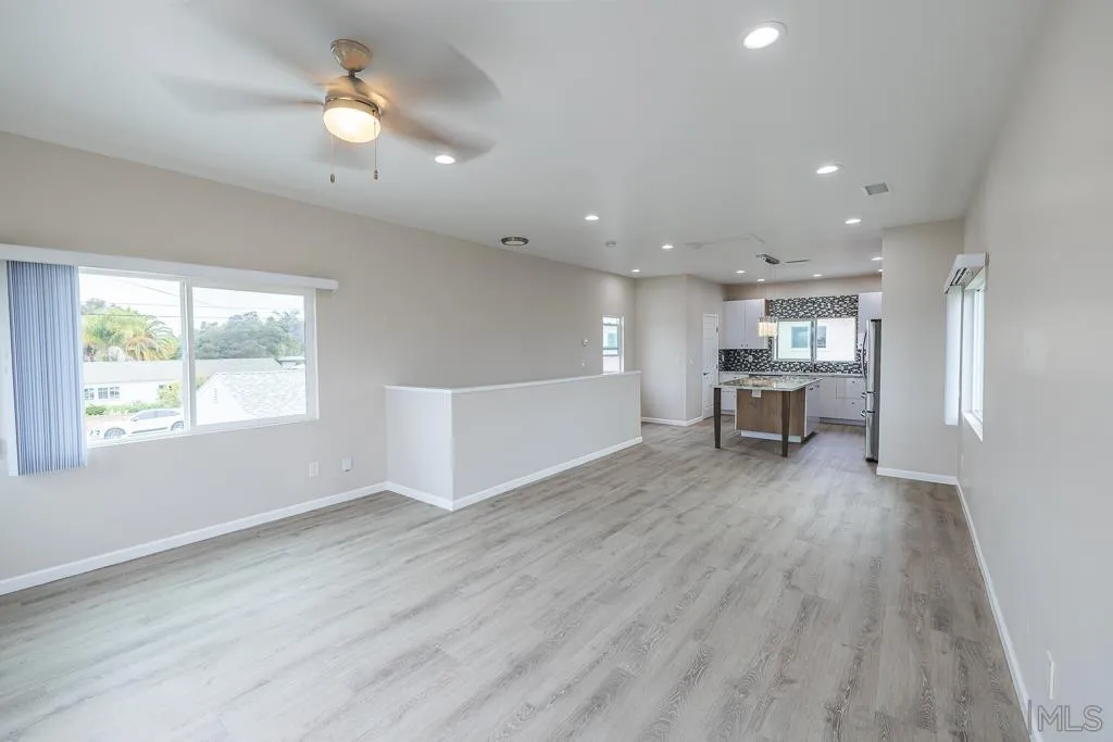 4445 Hedionda Ct