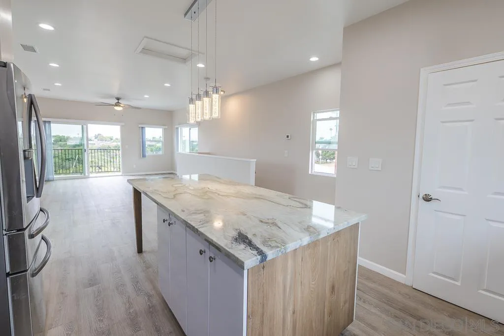 4445 Hedionda Ct