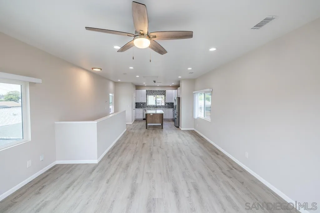 4445 Hedionda Ct