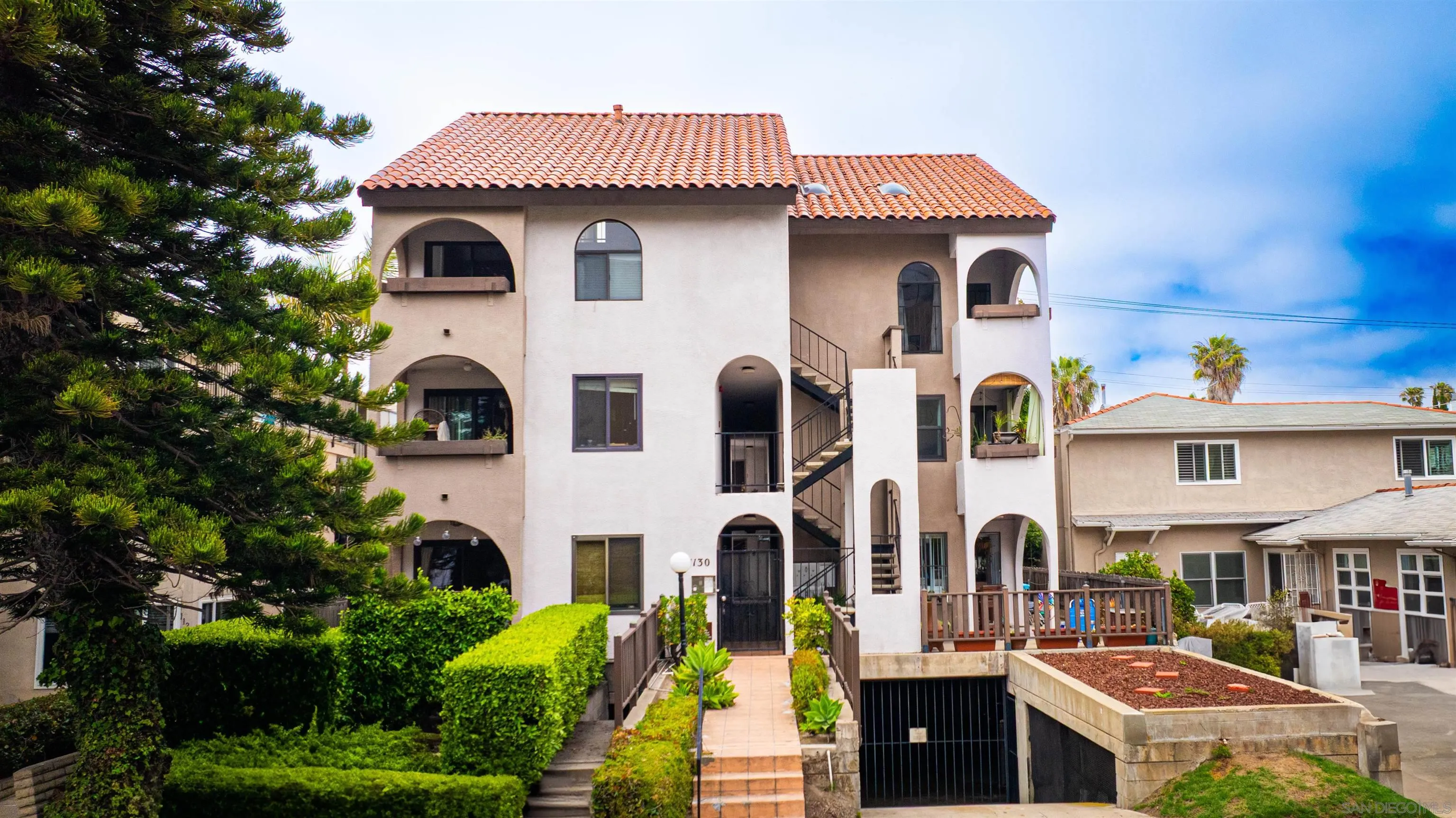 1130 Pacific Beach Drive Unit 3a