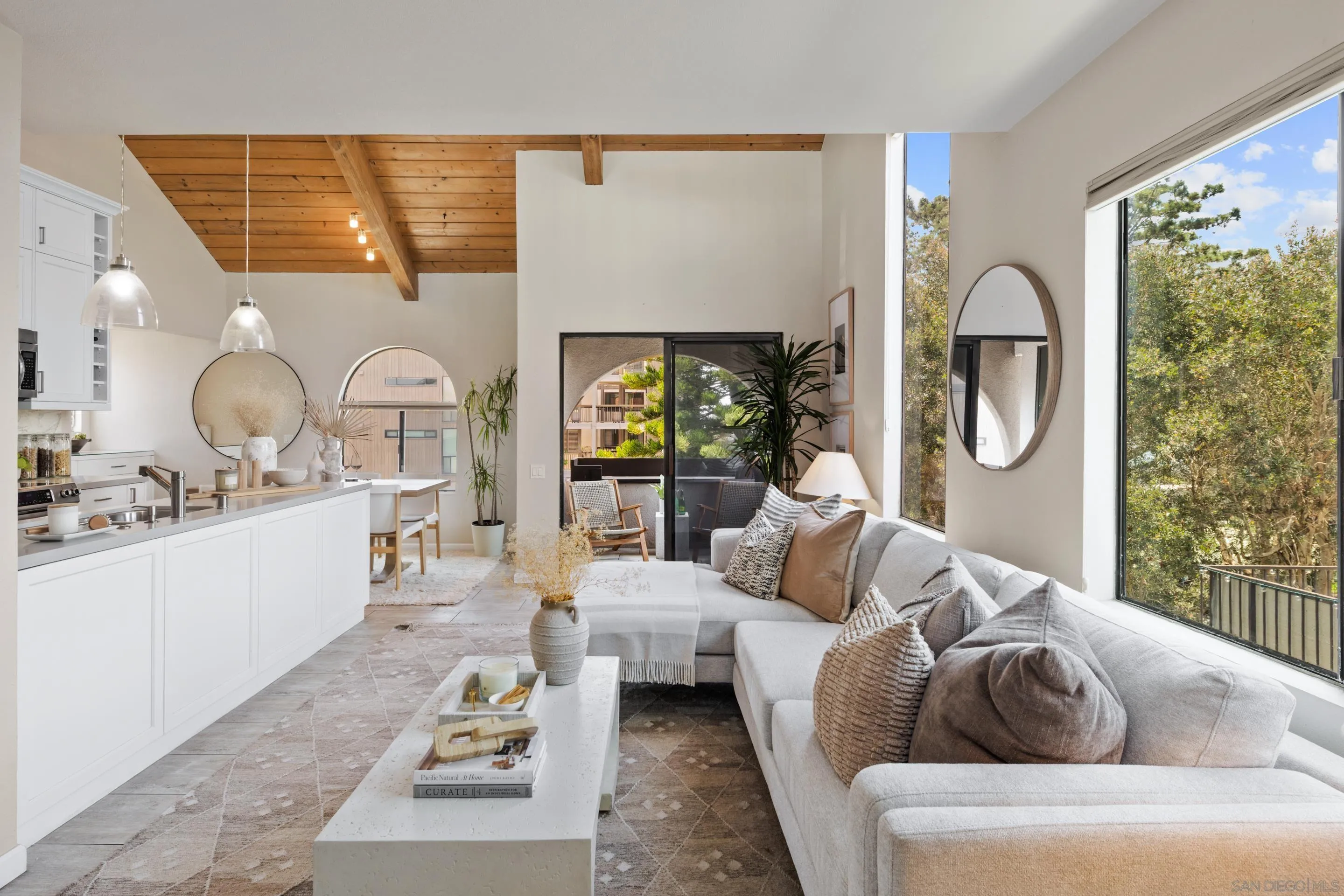 1130 Pacific Beach Drive Unit 3a