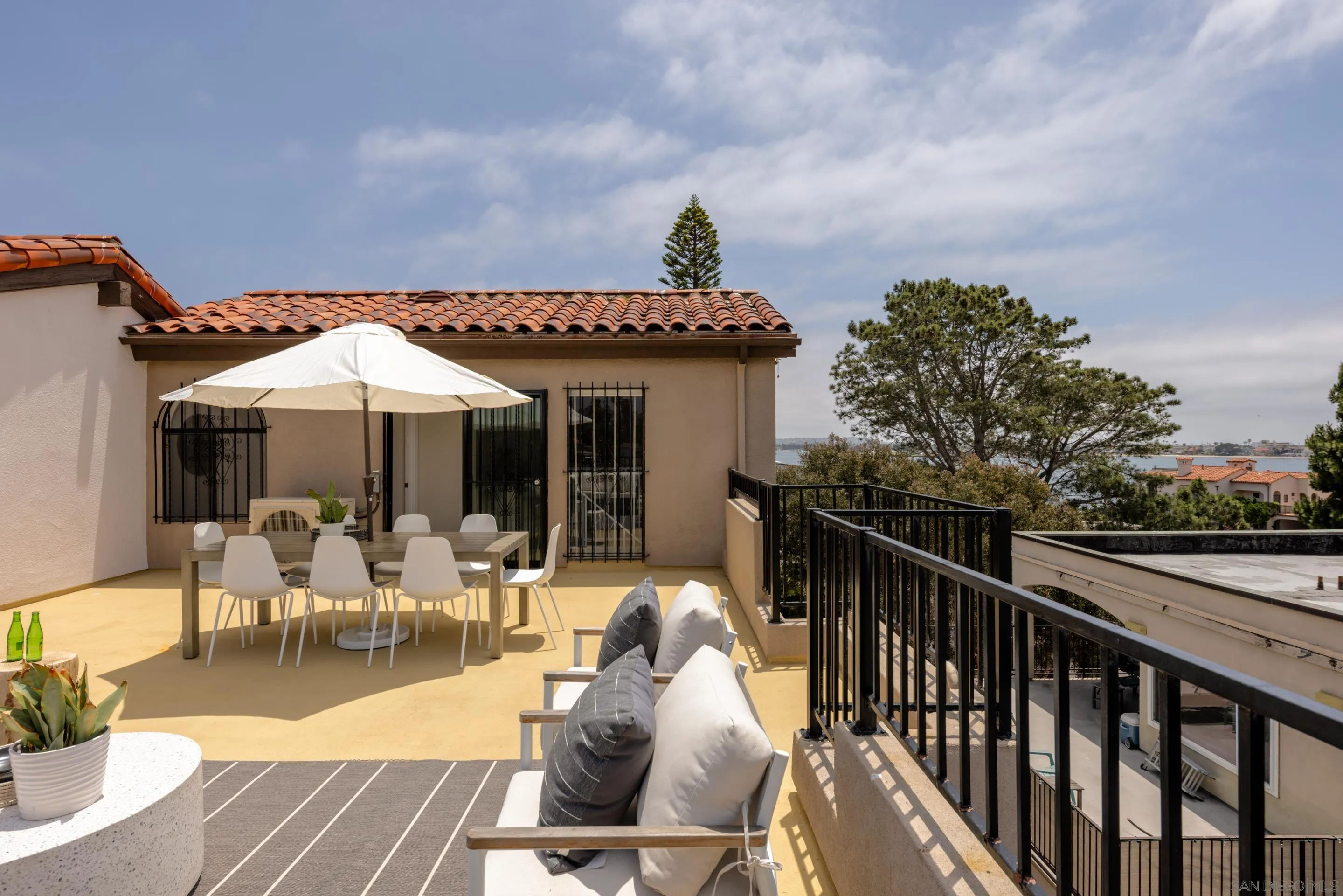 1130 Pacific Beach Drive Unit 3a