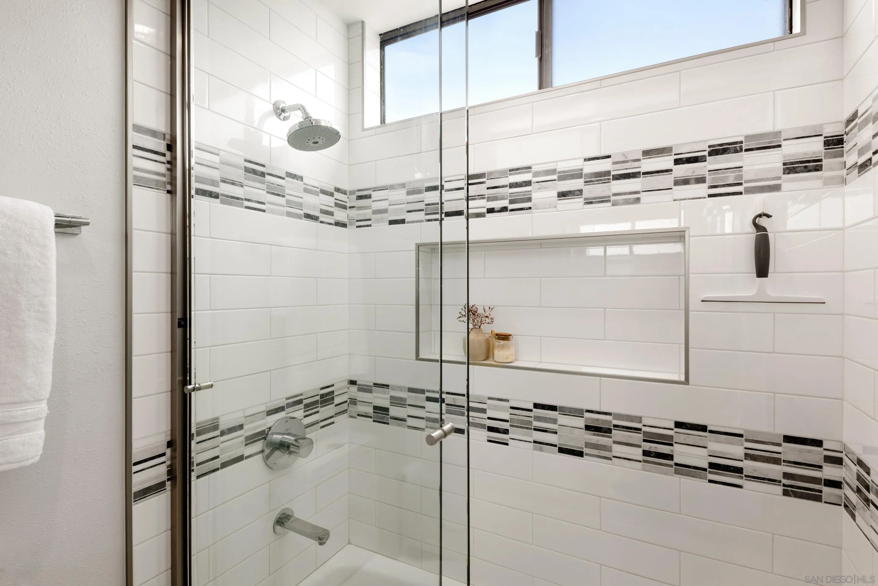 1130 Pacific Beach Drive Unit 3a