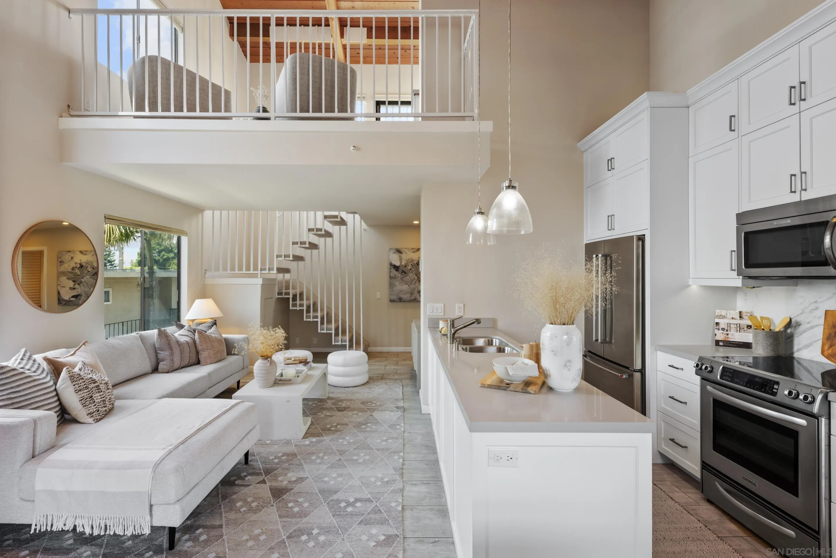 1130 Pacific Beach Drive Unit 3a