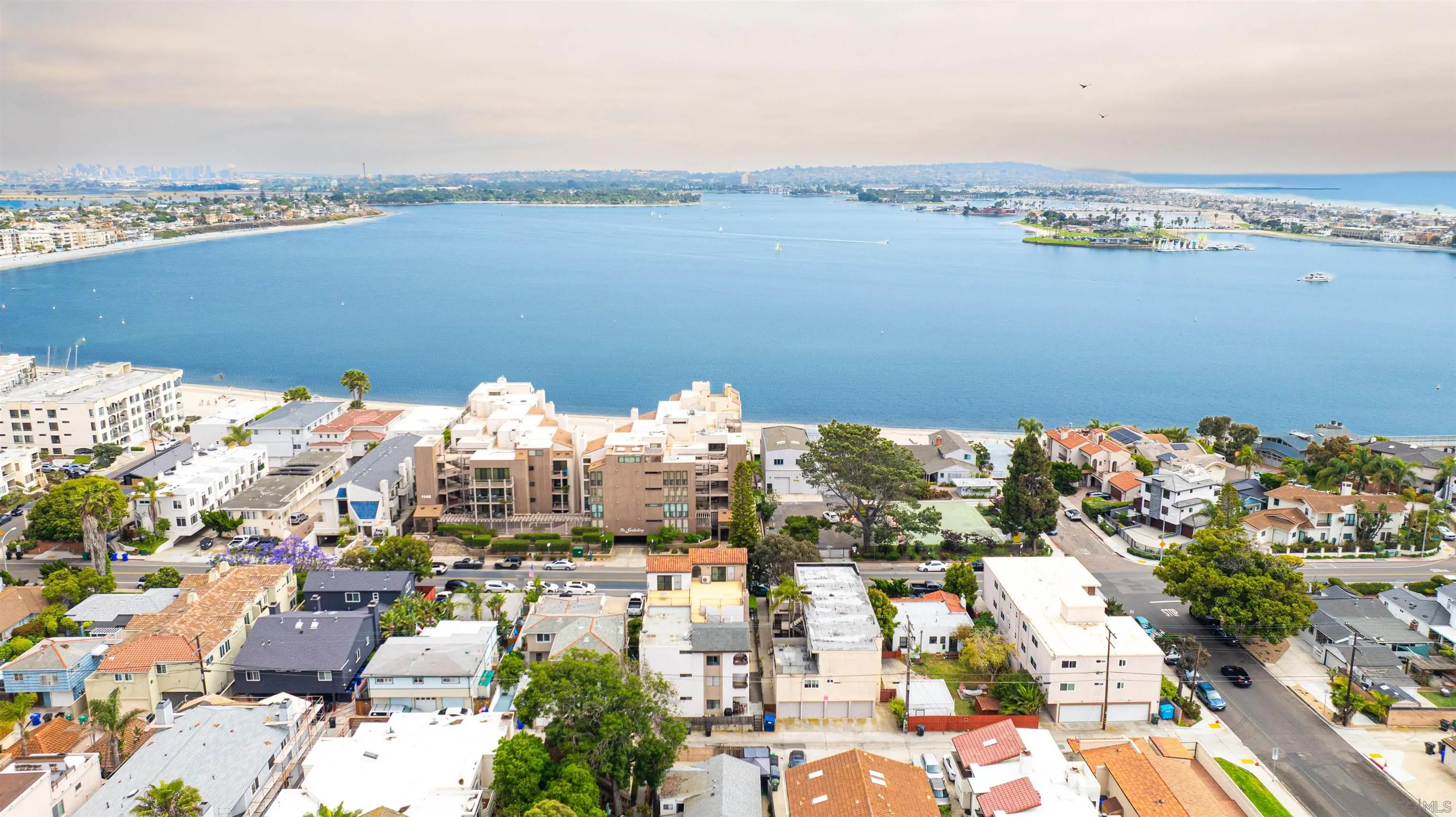 1130 Pacific Beach Drive Unit 3a