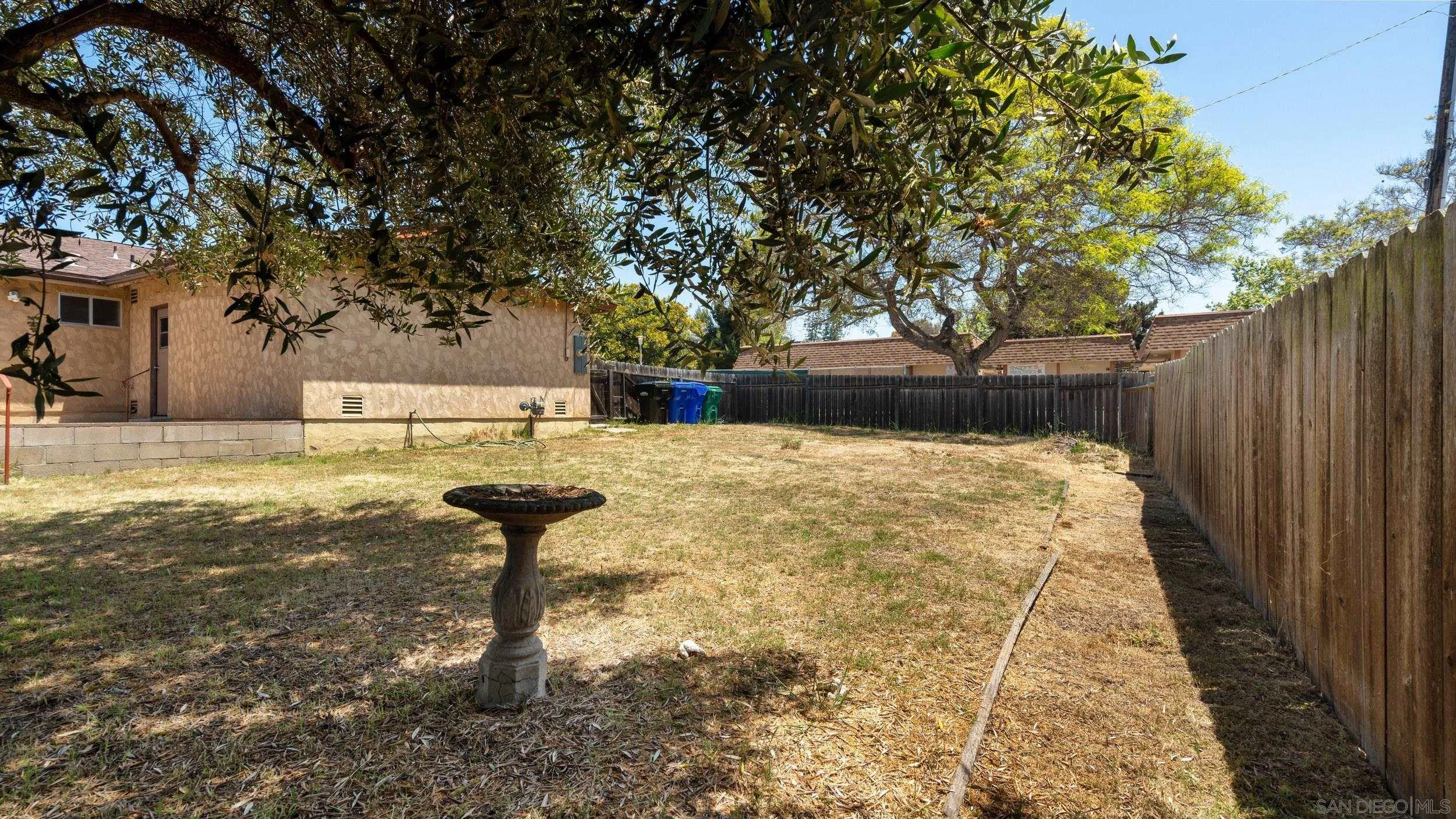 1161 Turquoise St