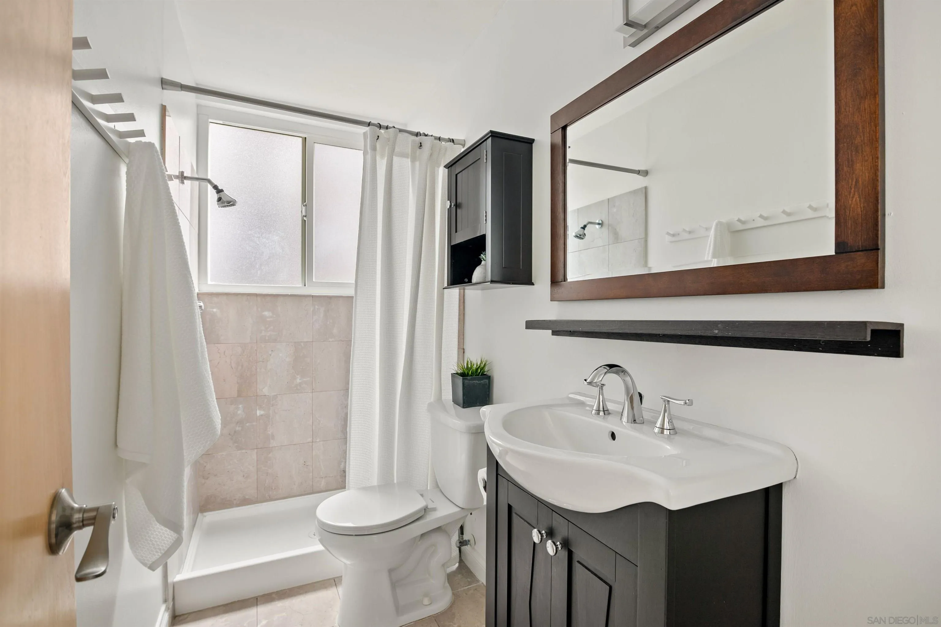 3920 Riviera Dr Unit H