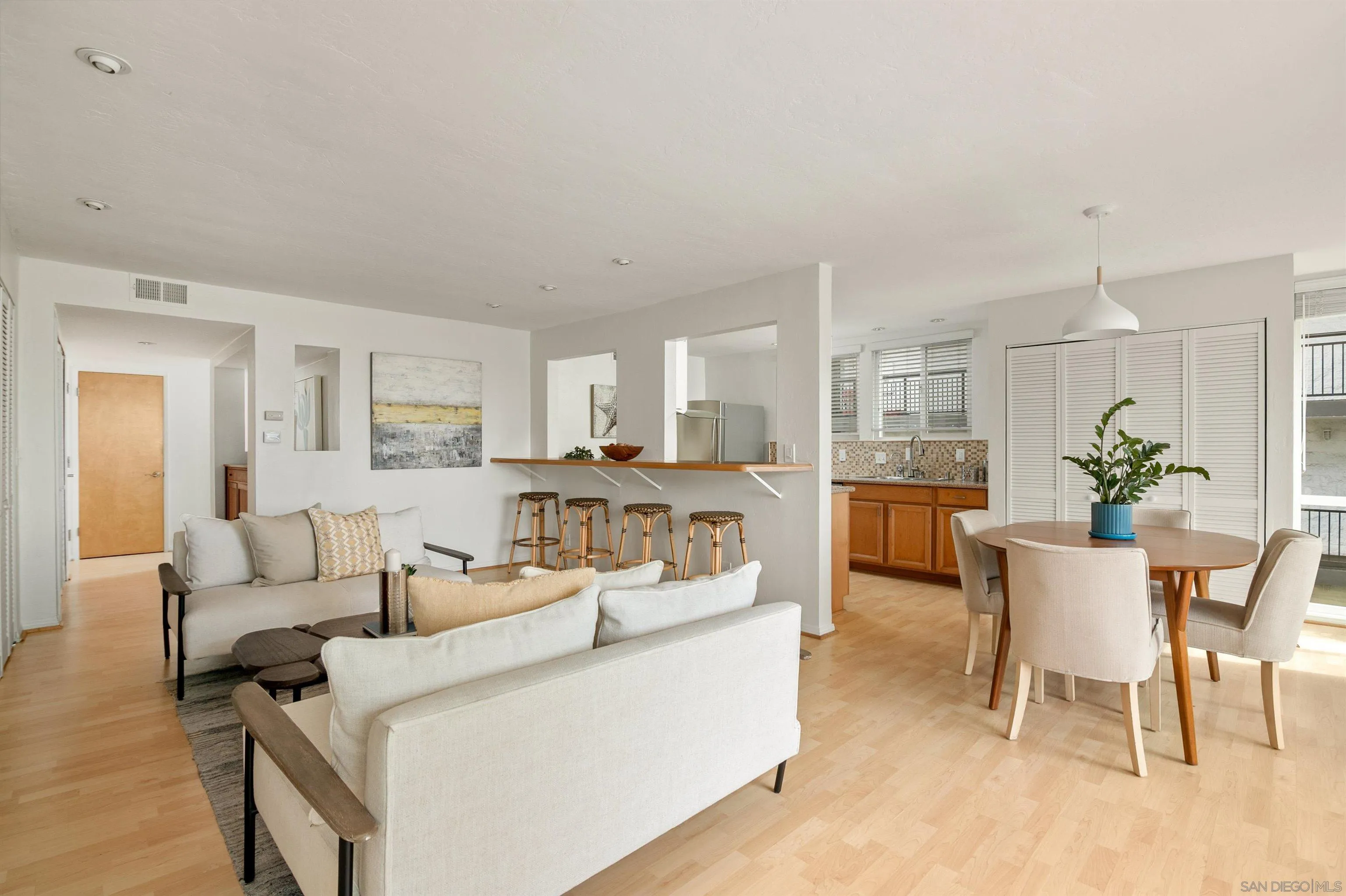 3920 Riviera Dr Unit H